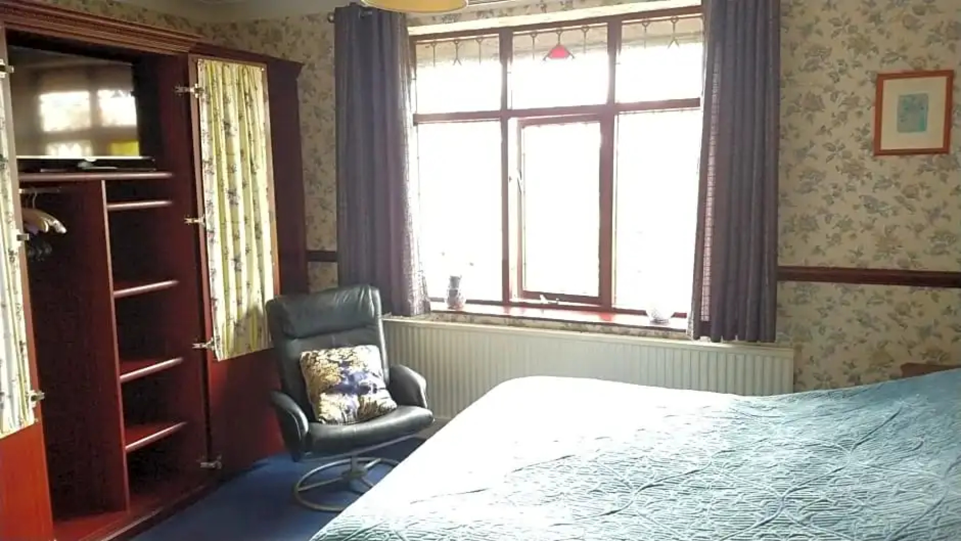 Hollingworth Lake Guest House