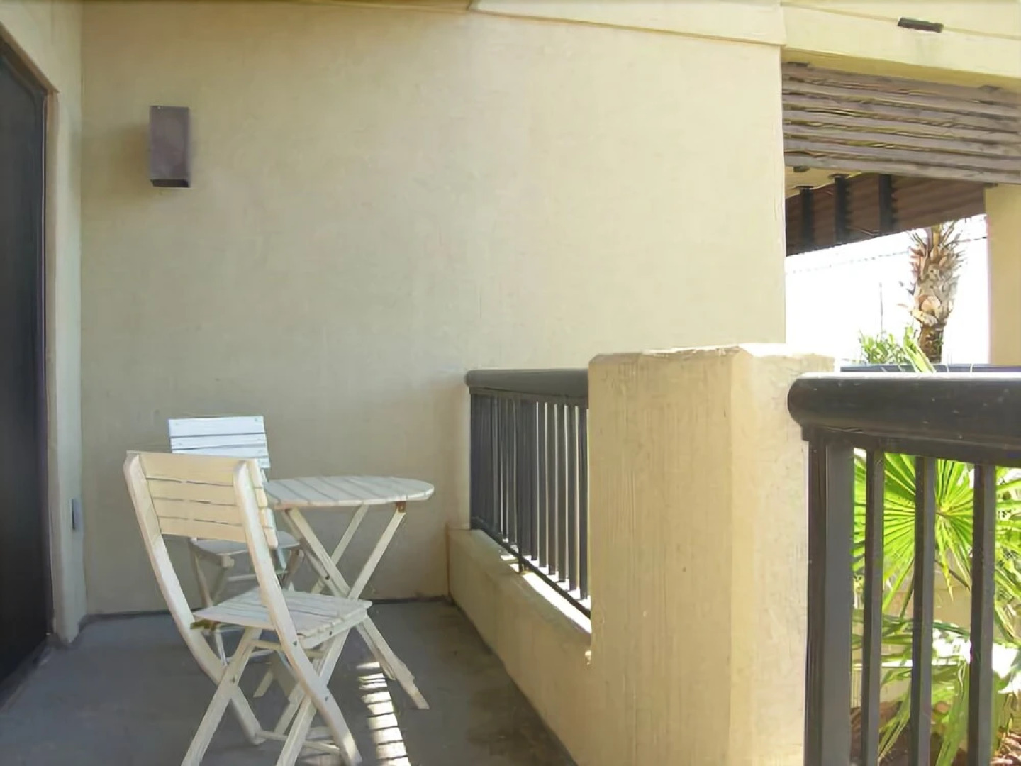 Club at Mexico Beach 1G Red Fish Blue Fish