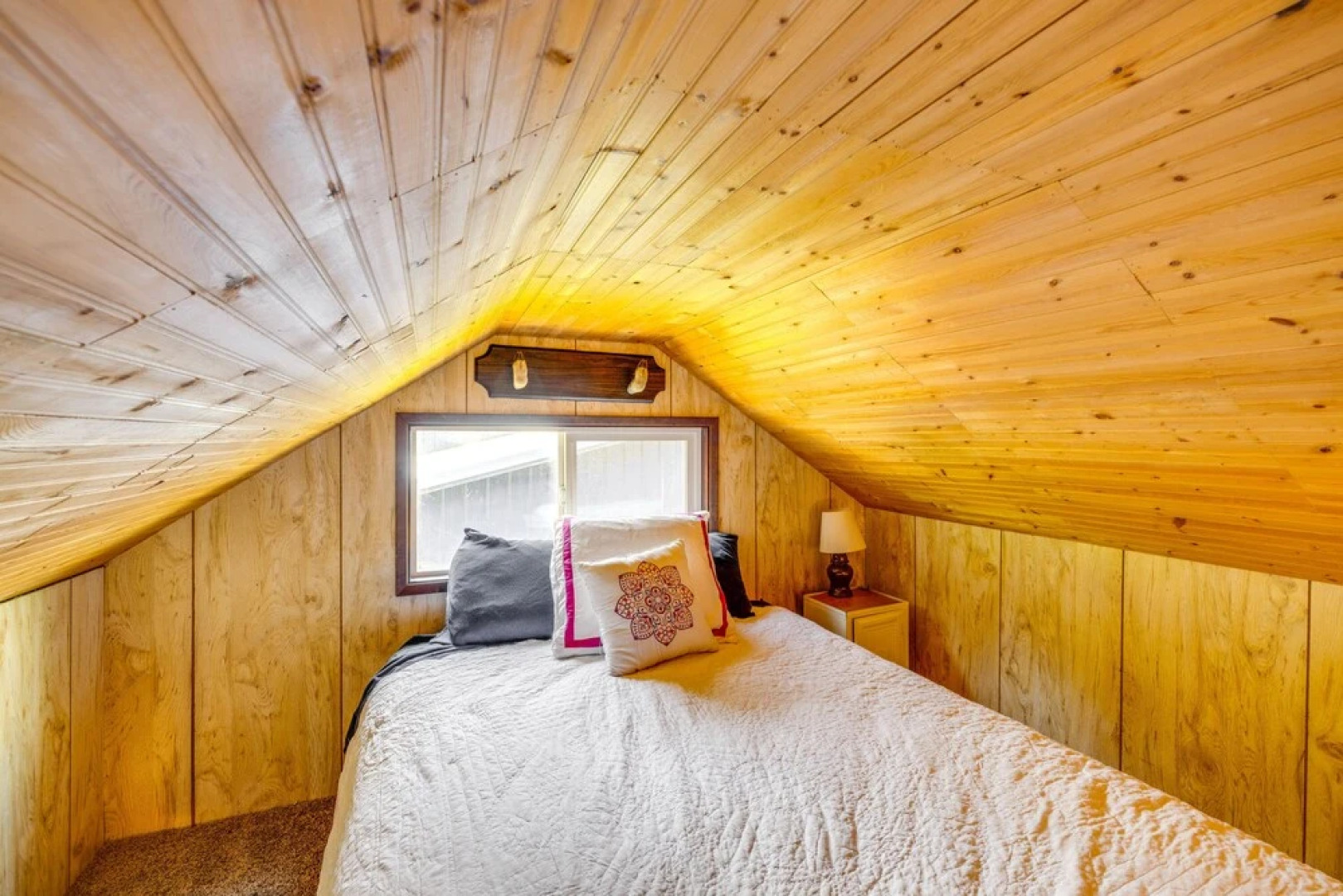 Pet-friendly Ocean Park Rental w/ Outdoor Fire Pit