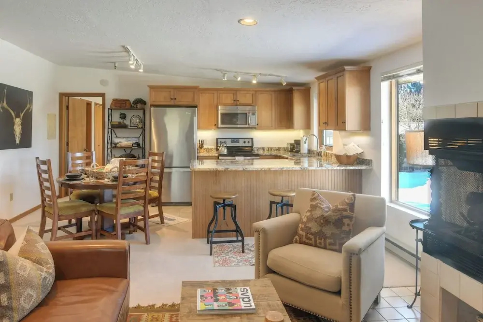 2 Mi to Sun Valley Resort: Walkable Condo!