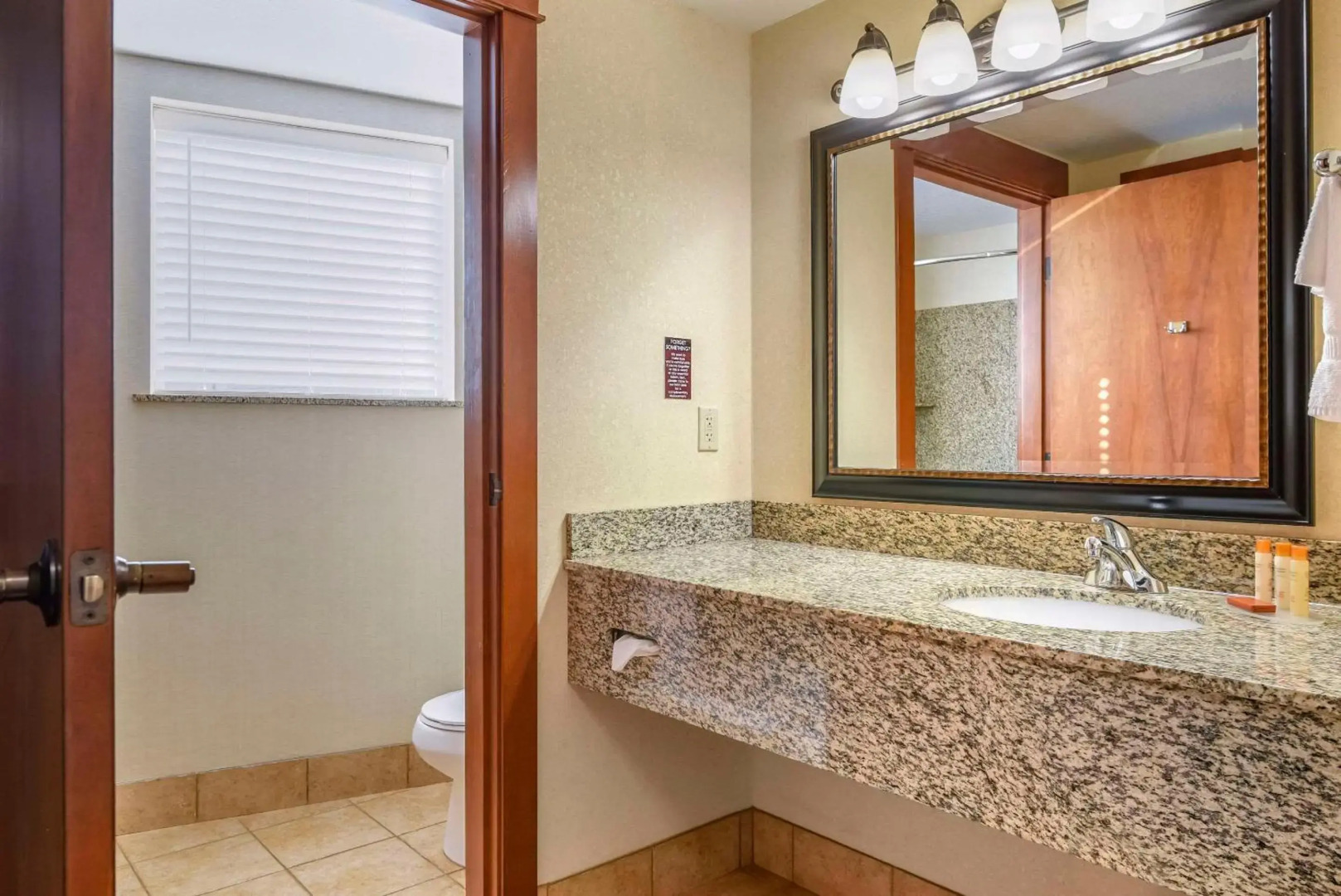 Kathryn Riverfront Inn, an Ascend Collection Hotel