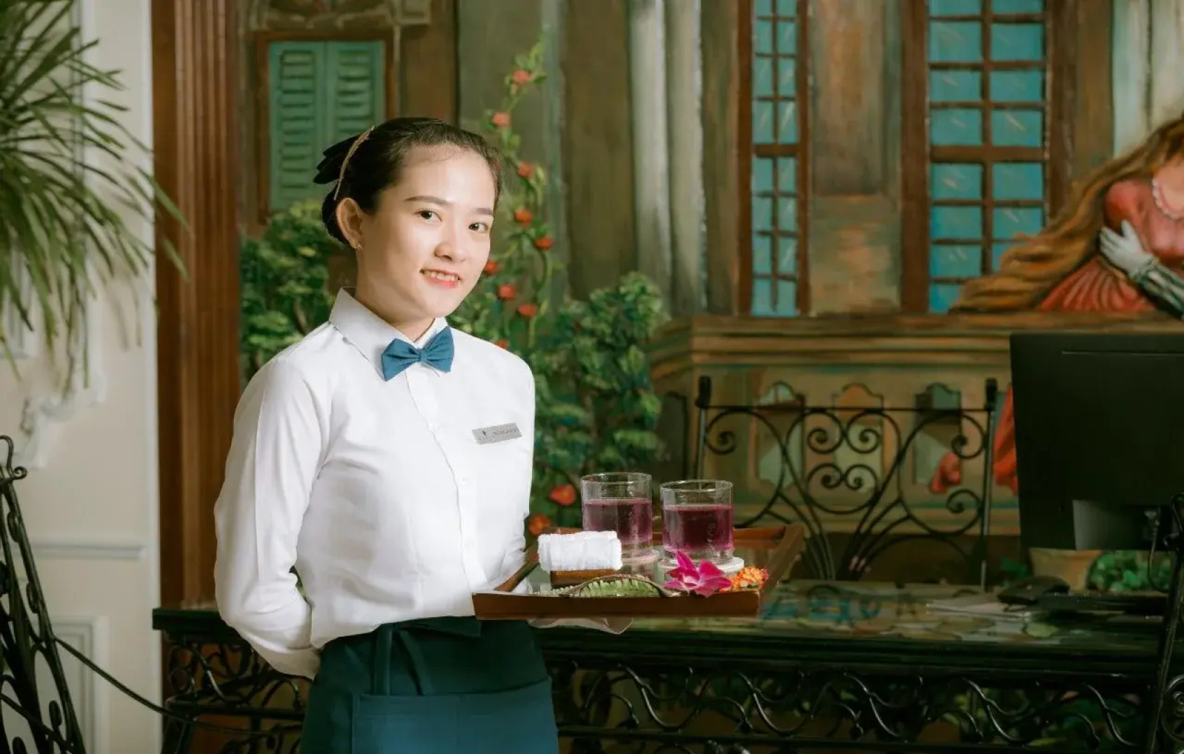 Happy Life Grand Hotel & Sky Bar