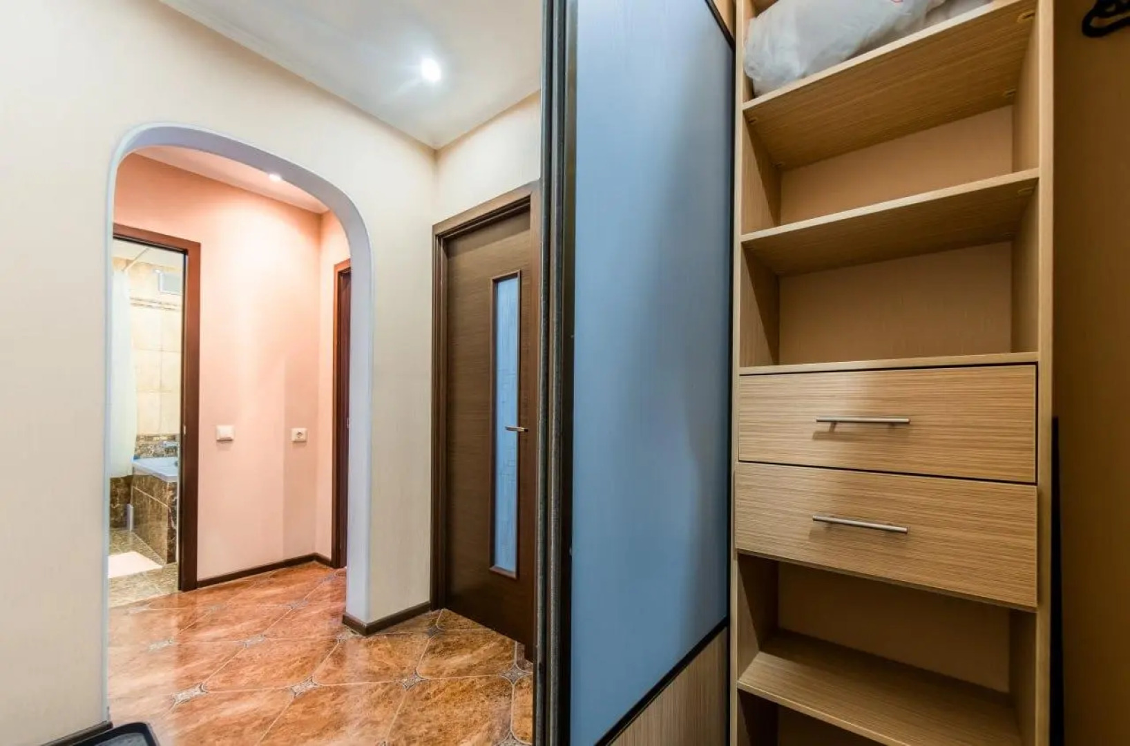 Апартаменты на проспекте Ракетостроителей