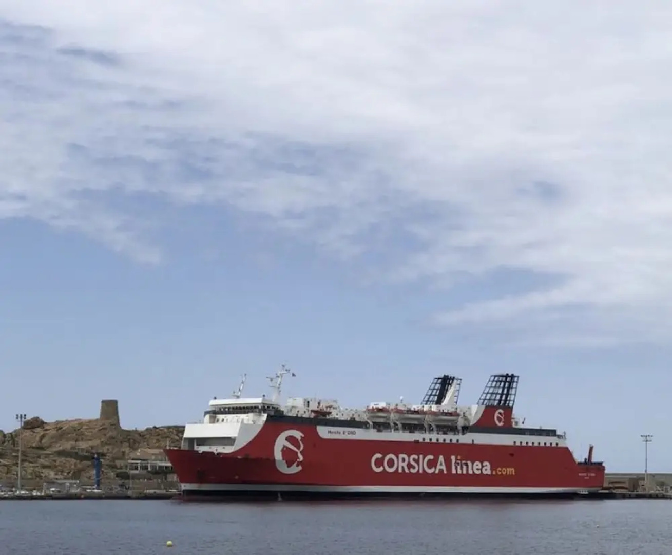 Apartment With one Bedroom in L'île-rousse, With Wonderful Mountain View, Balcony and Wifi