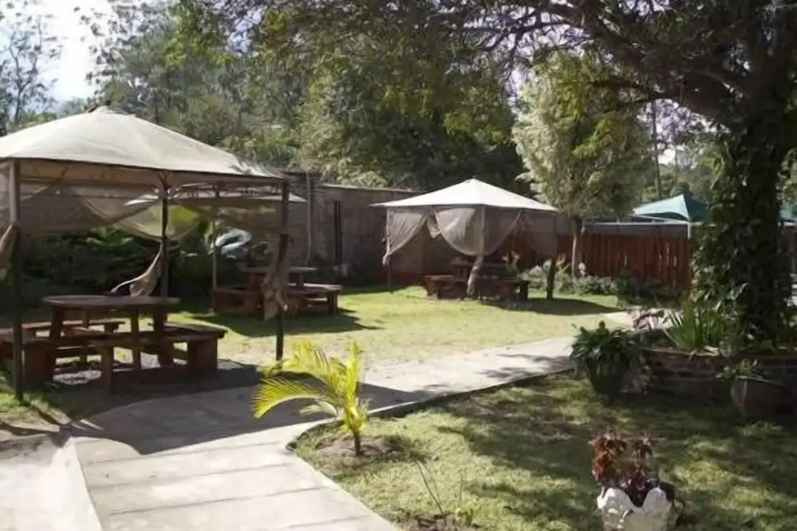 Annie's Lodge Blantyre