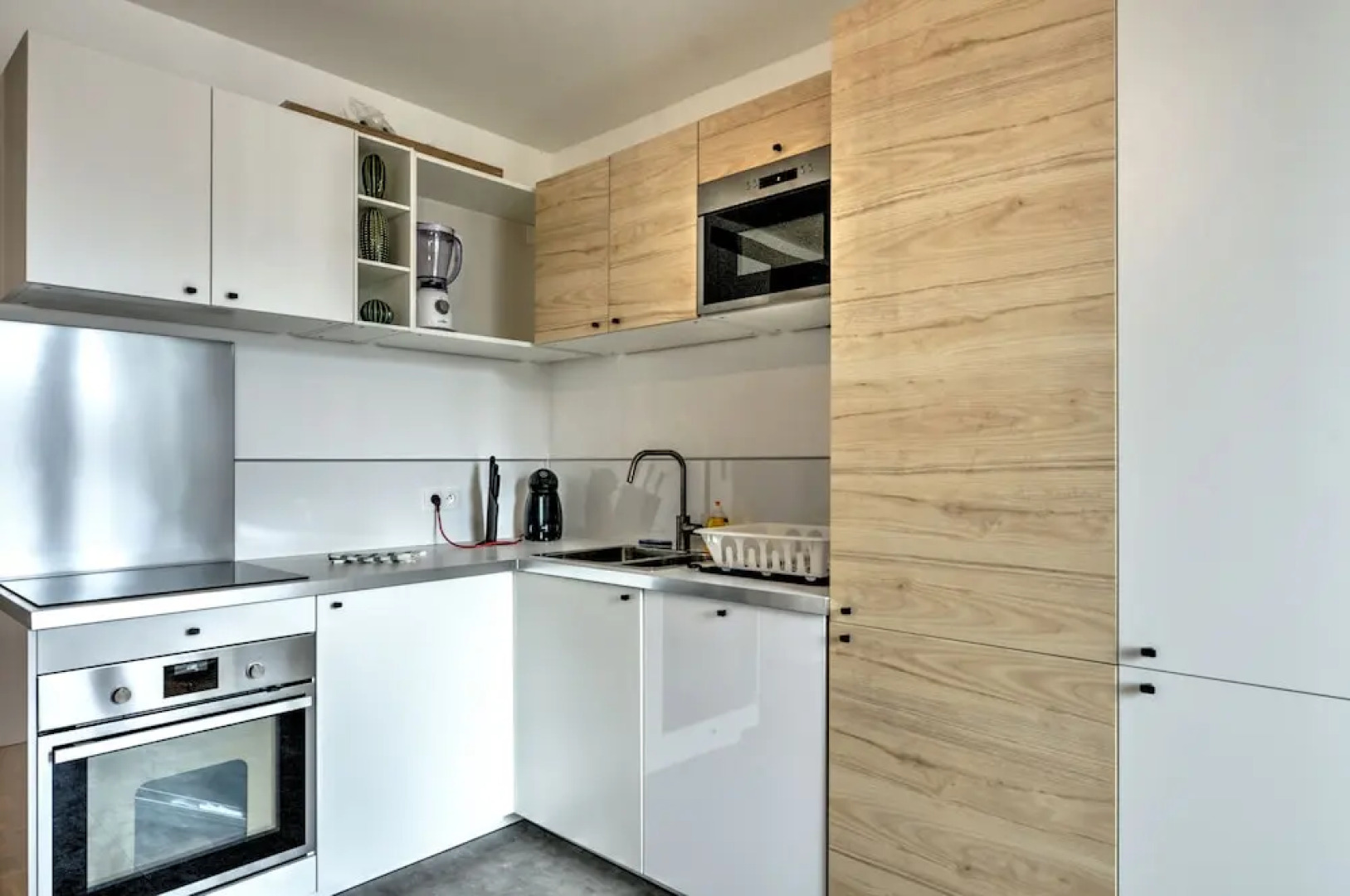 NuitéeJour Le Mans - Hyper Centre Coeffort