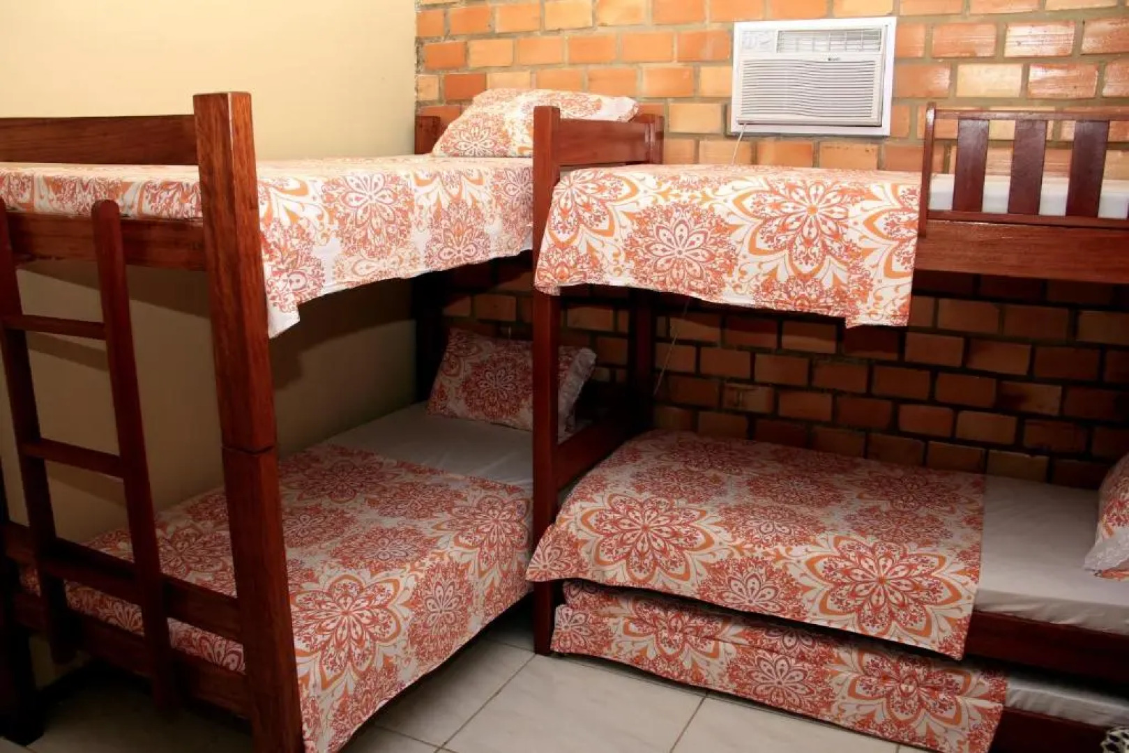 Camping e Chalés Beira Mar