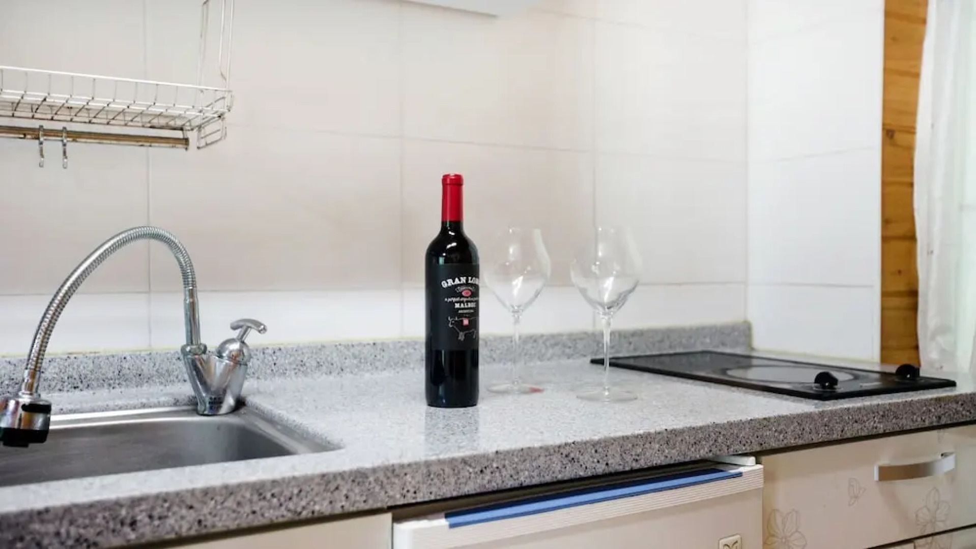 Baenae-gol Picture and Garden Pension