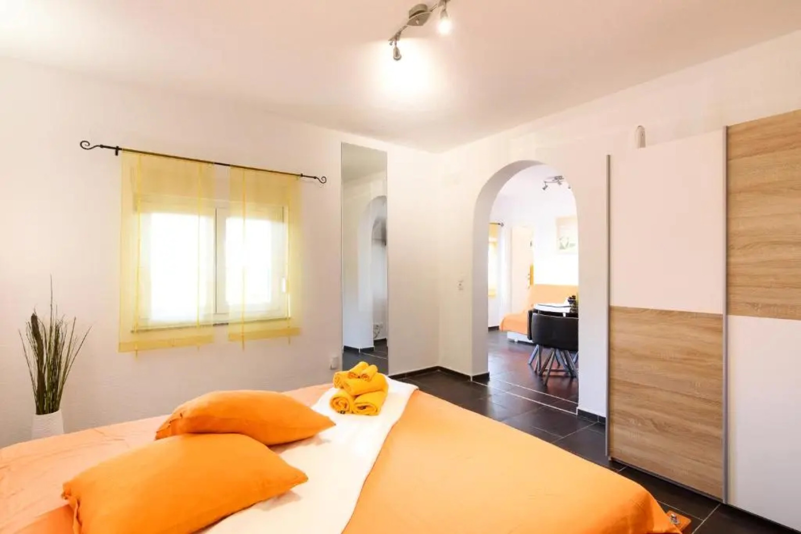 Studio Apartment Maslina