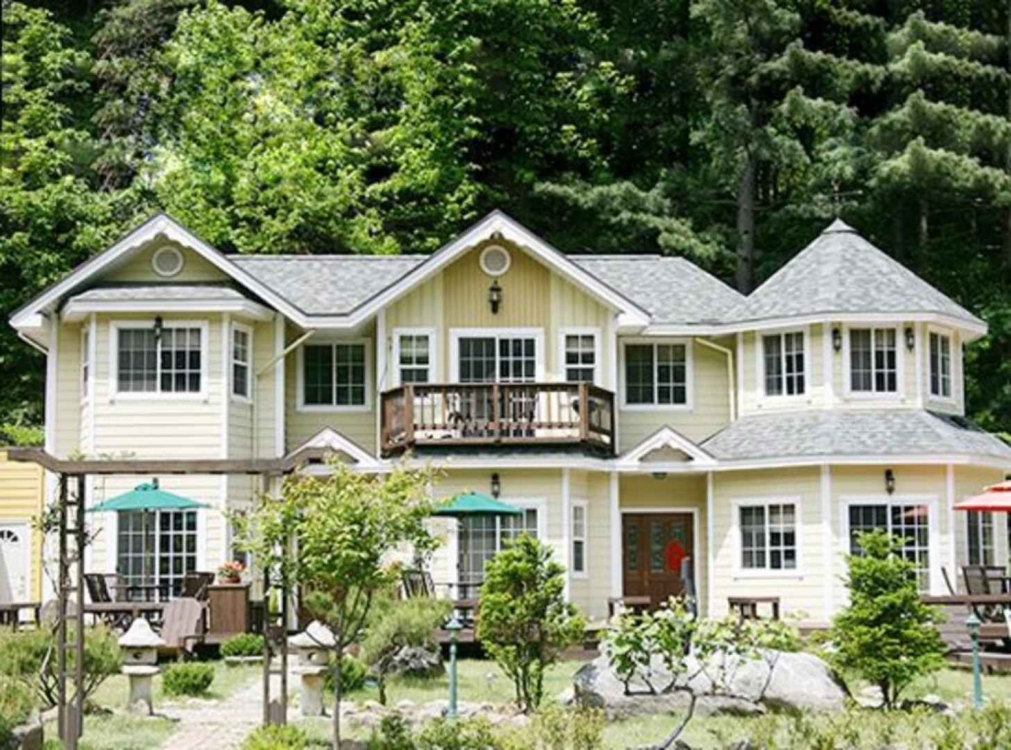 Yangpyeong Island in Forest Pension