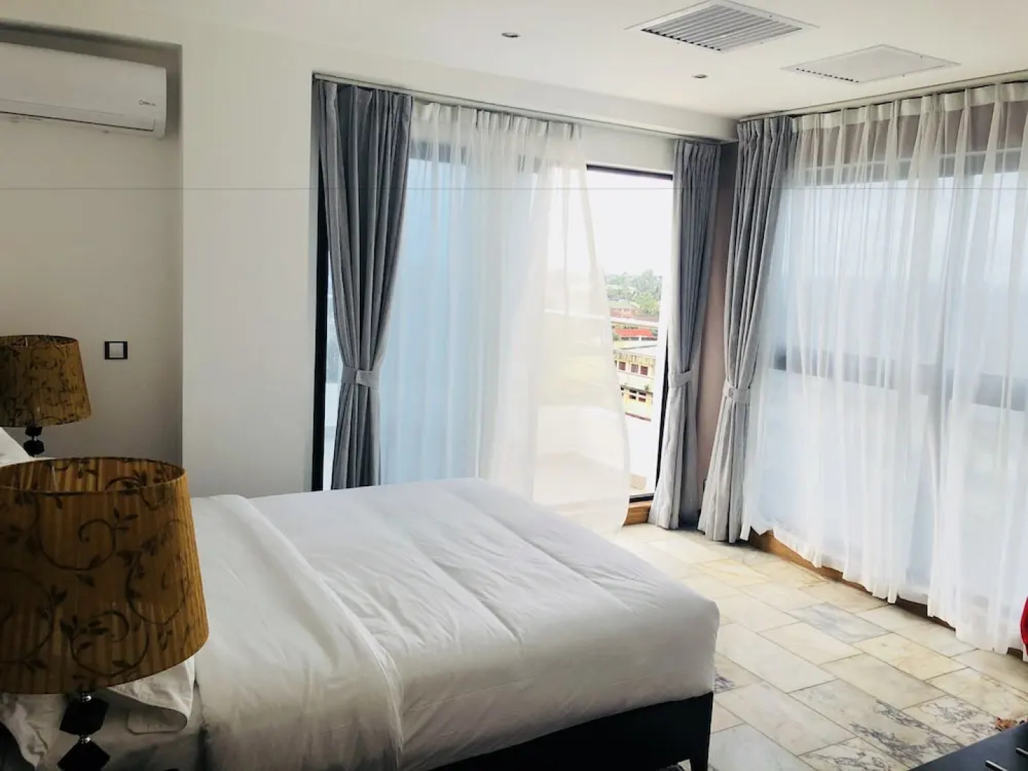 The Streamliner Hotel Apartment