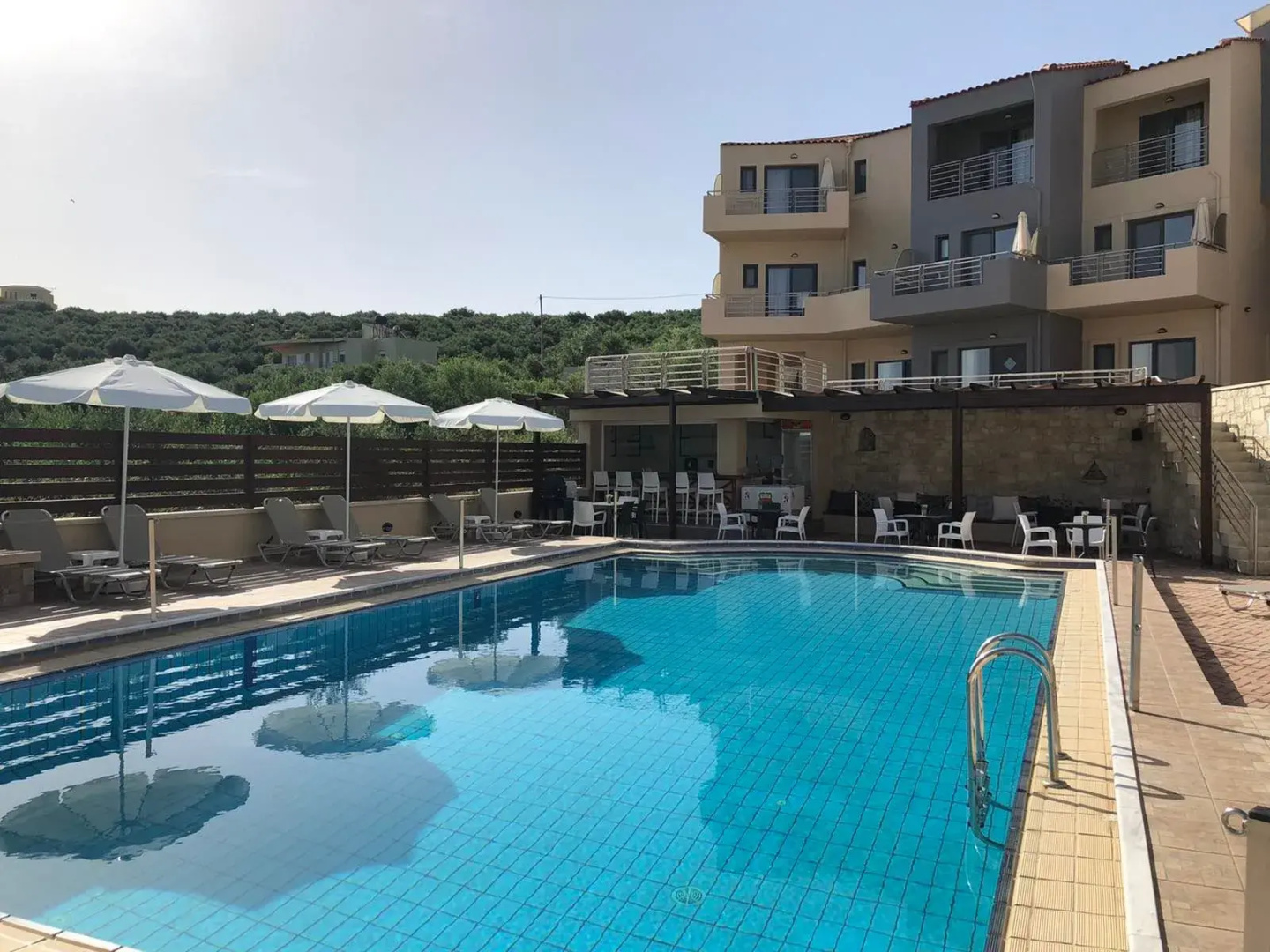 Sunrise Suites