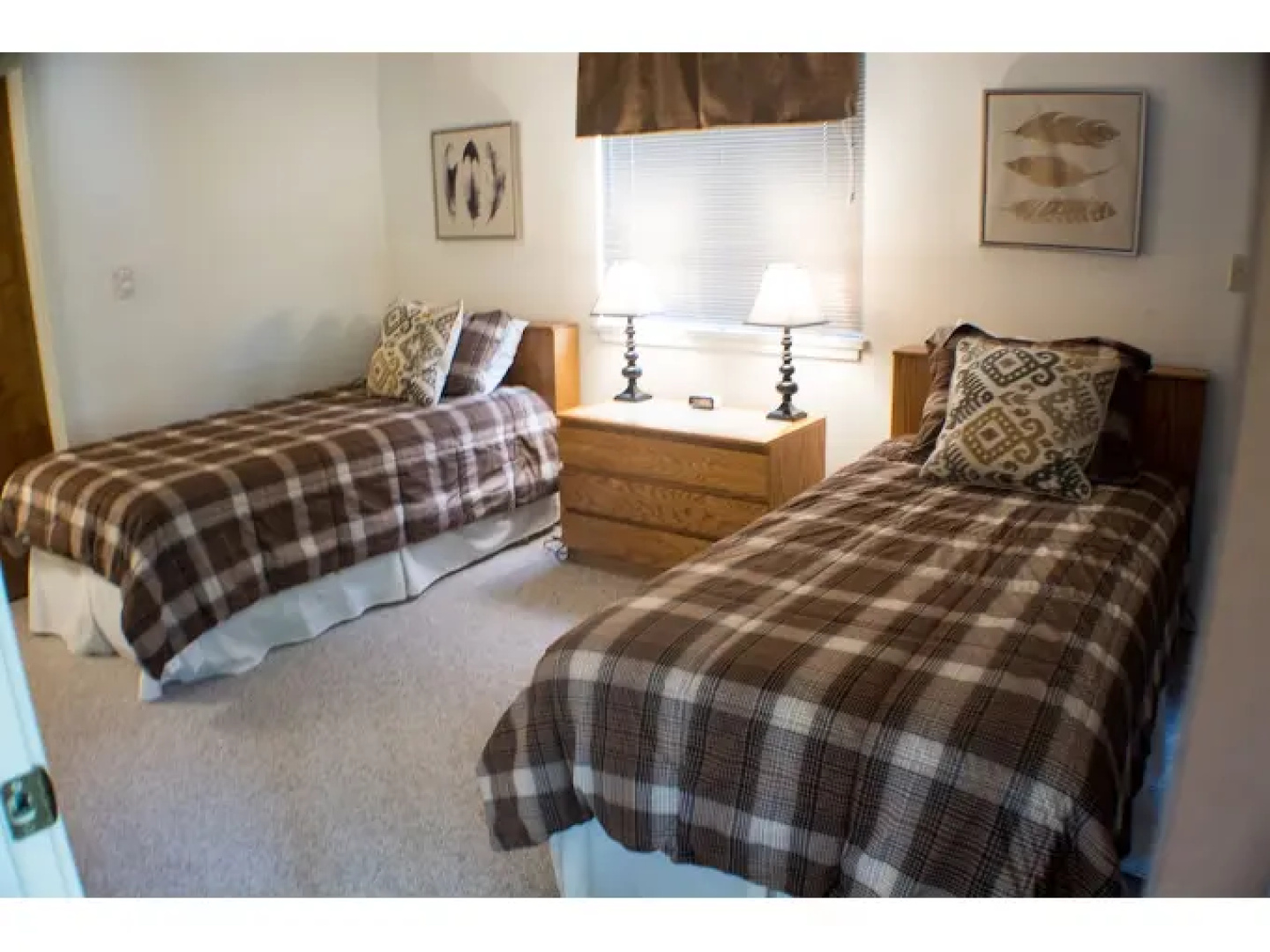 Wood Creek Condominiums