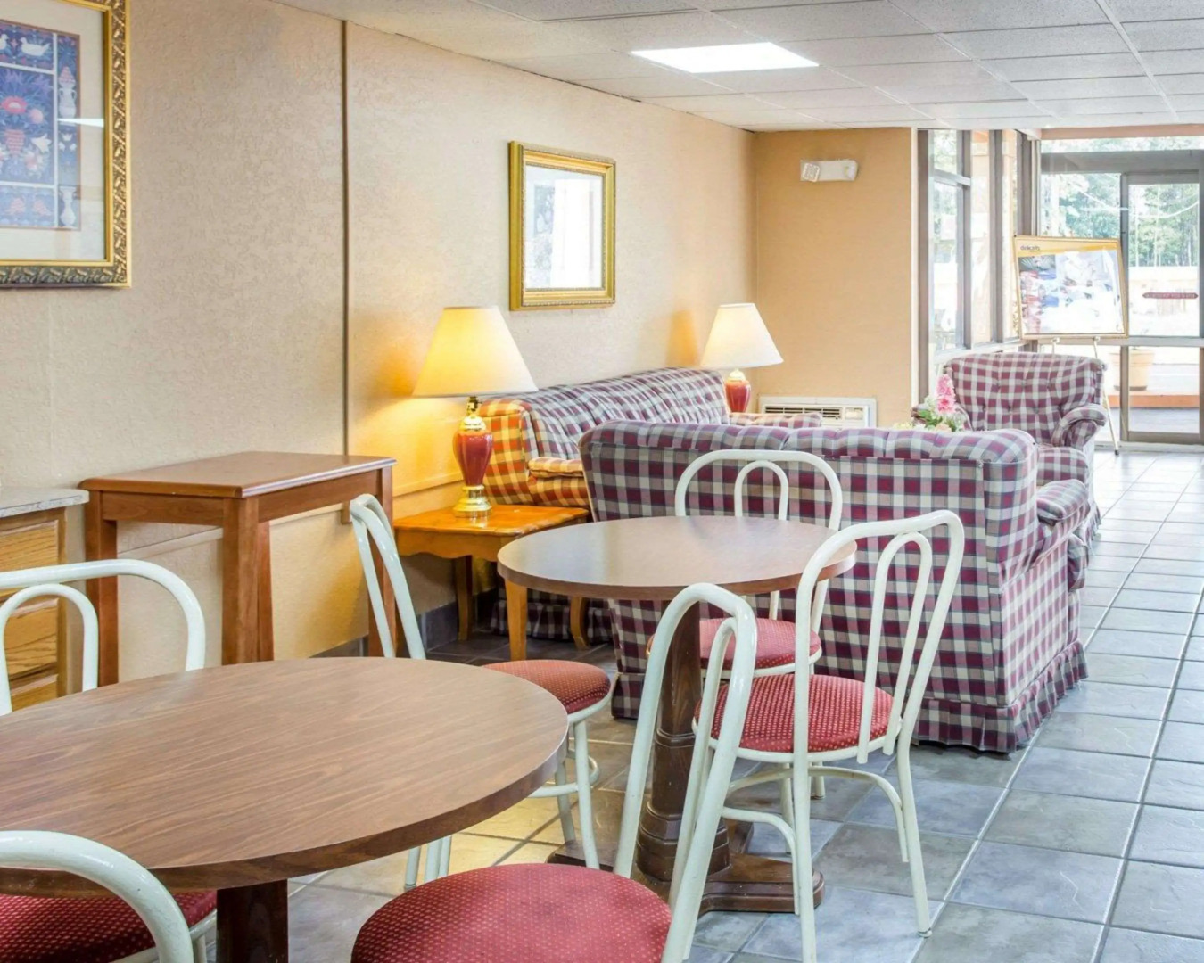 Rodeway Inn Stone Mountain