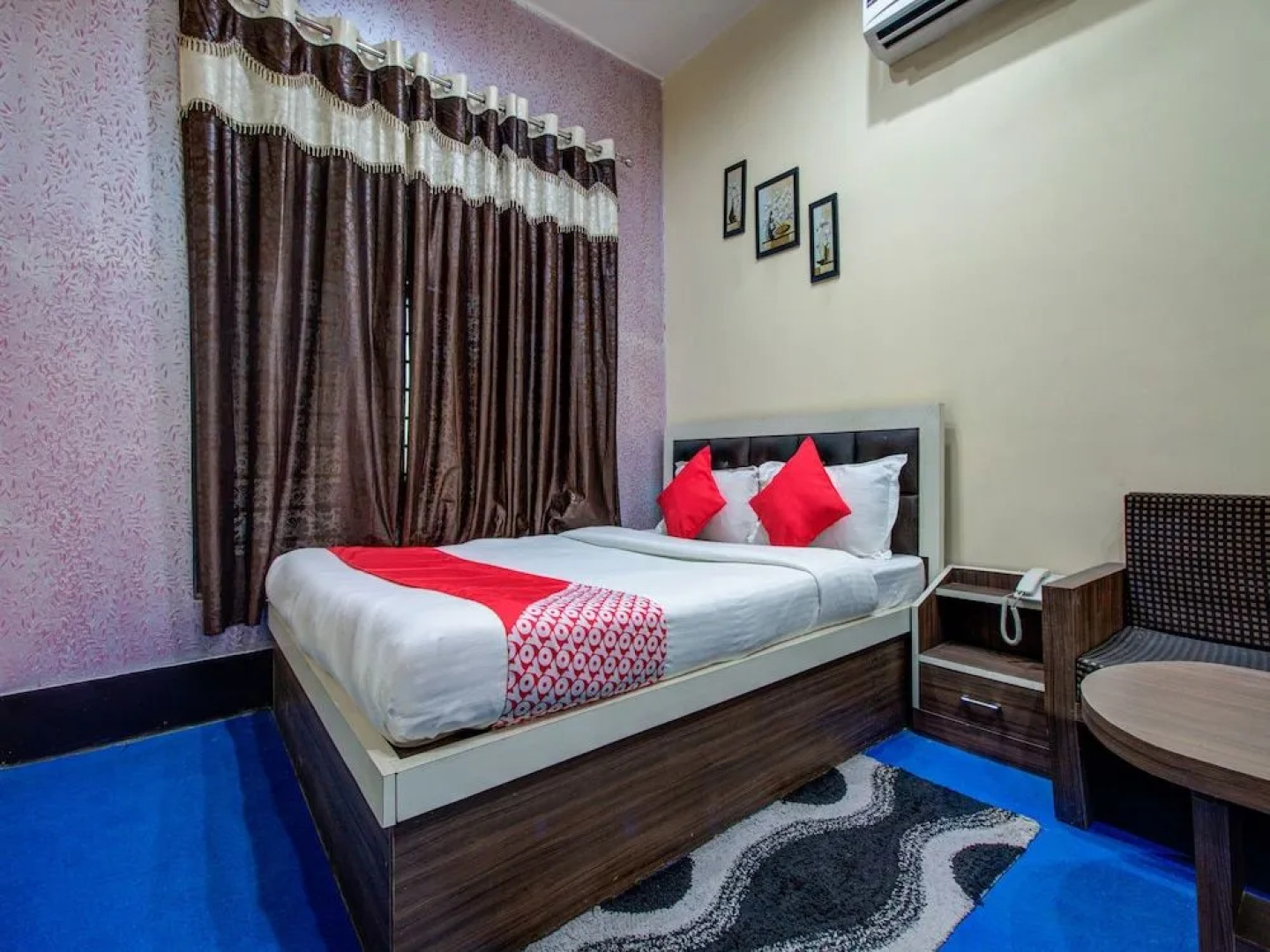 Oyo 22376 Hotel Delight