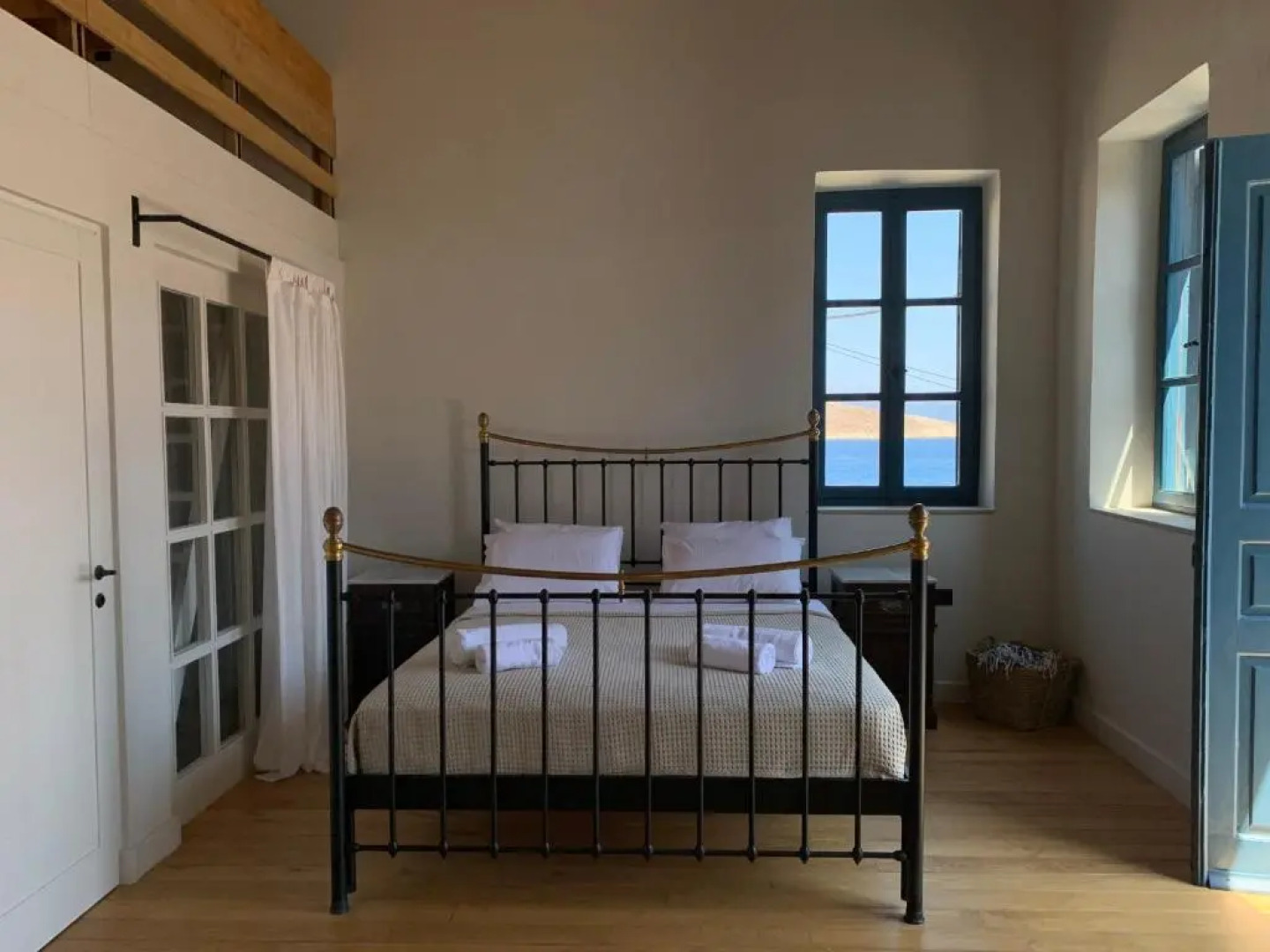 1890 Fanourakis House