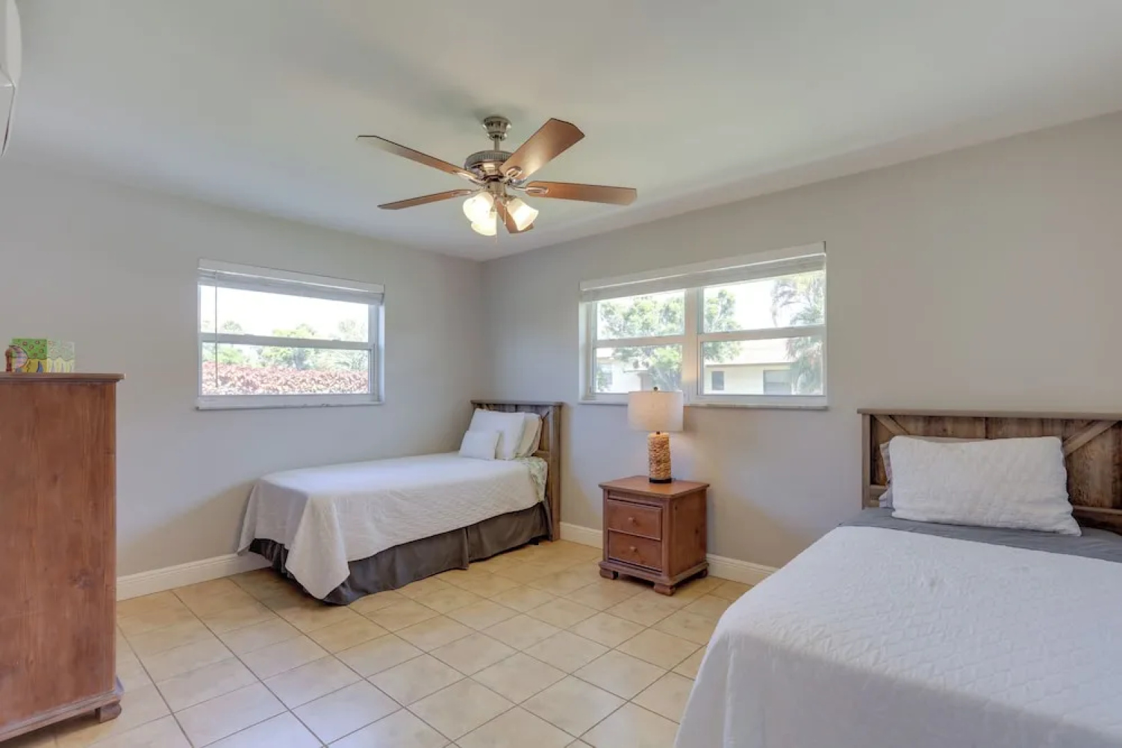 Pet-friendly Palm Beach Pad - 1 Mi to the Ocean!