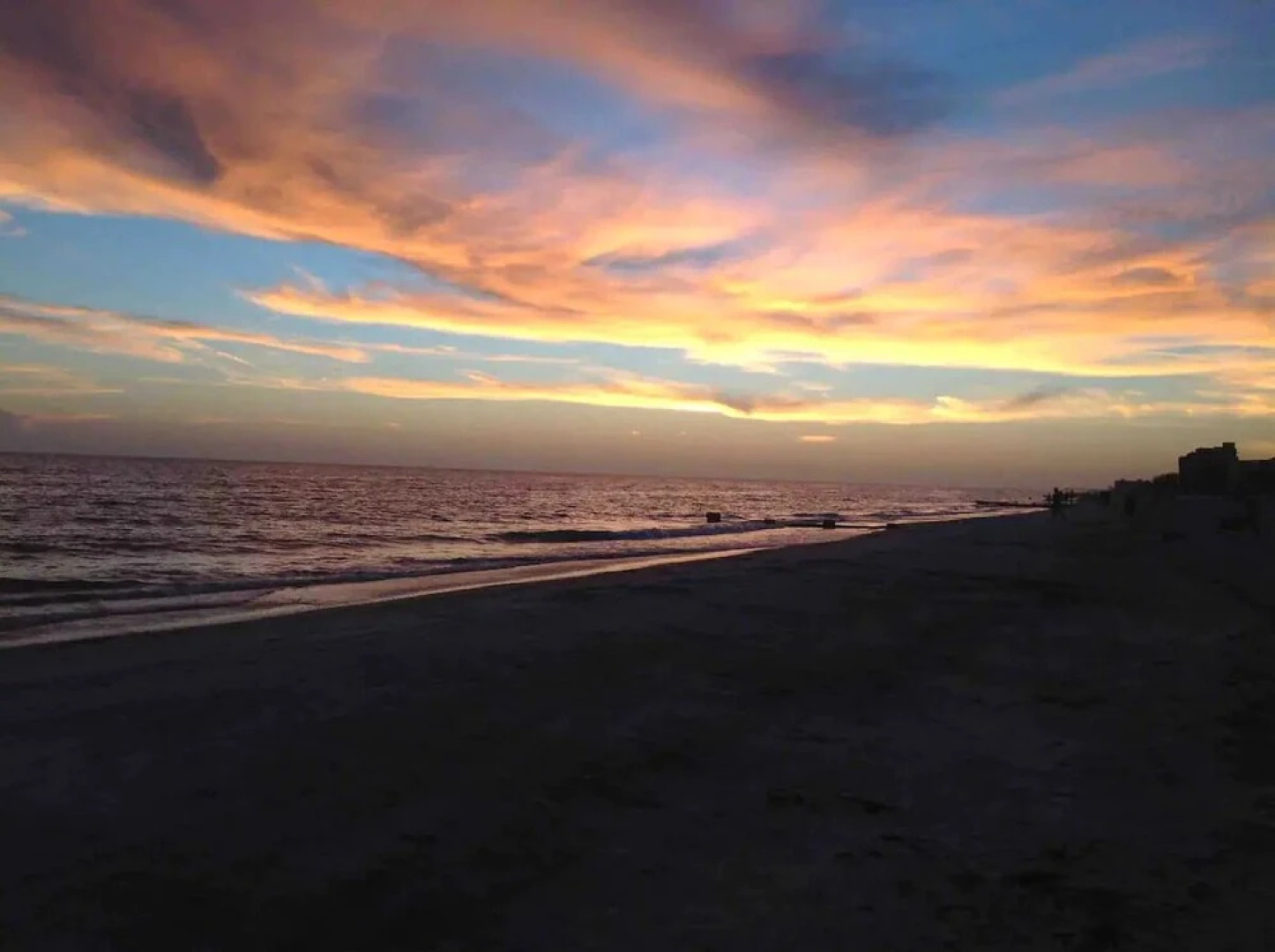 My Kind Of Town 5 Bedroom Home by Redawning