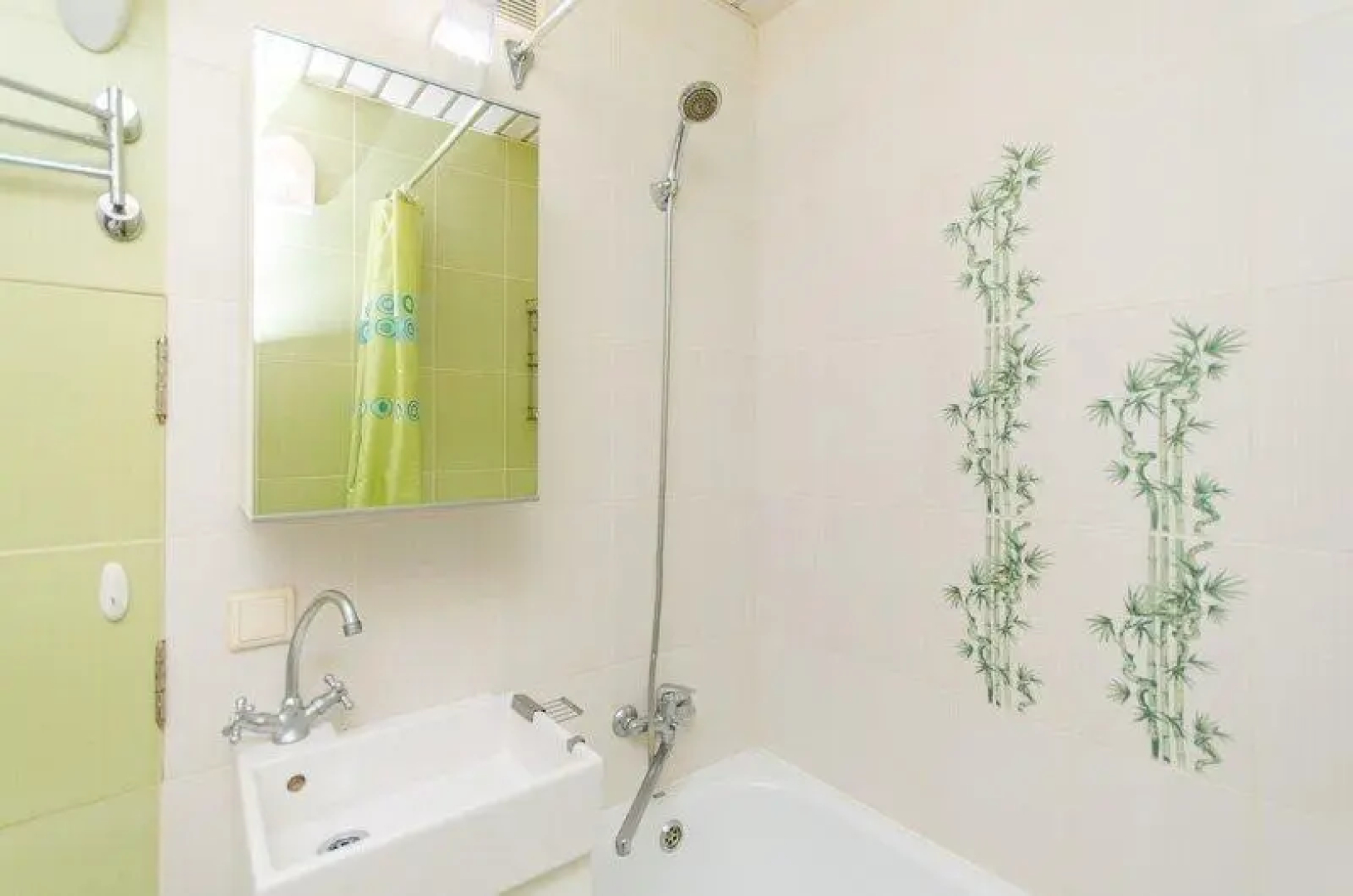 Apartments Sutki-Dom na Ploshchadi Gorkogo