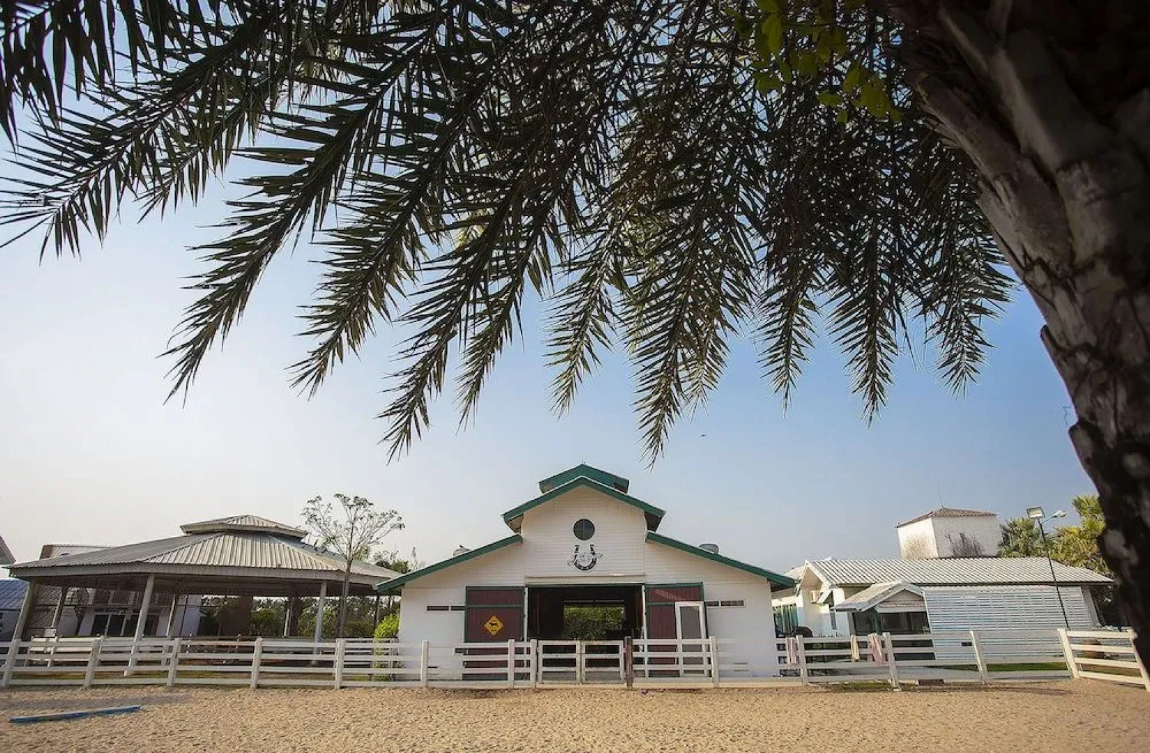 December Villas And Spa