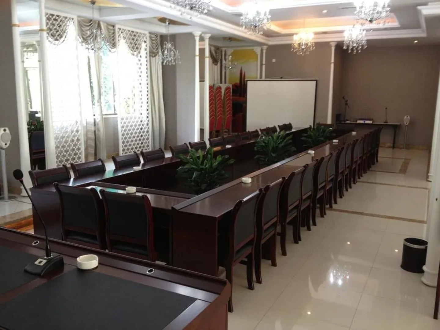 Nanhua Qifu Hot Spring Hotel