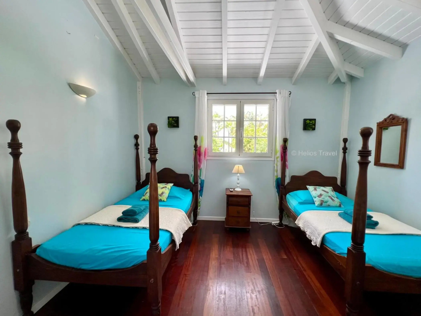 Villa Sisley, 4/6p, piscine privée, plage à 100 m