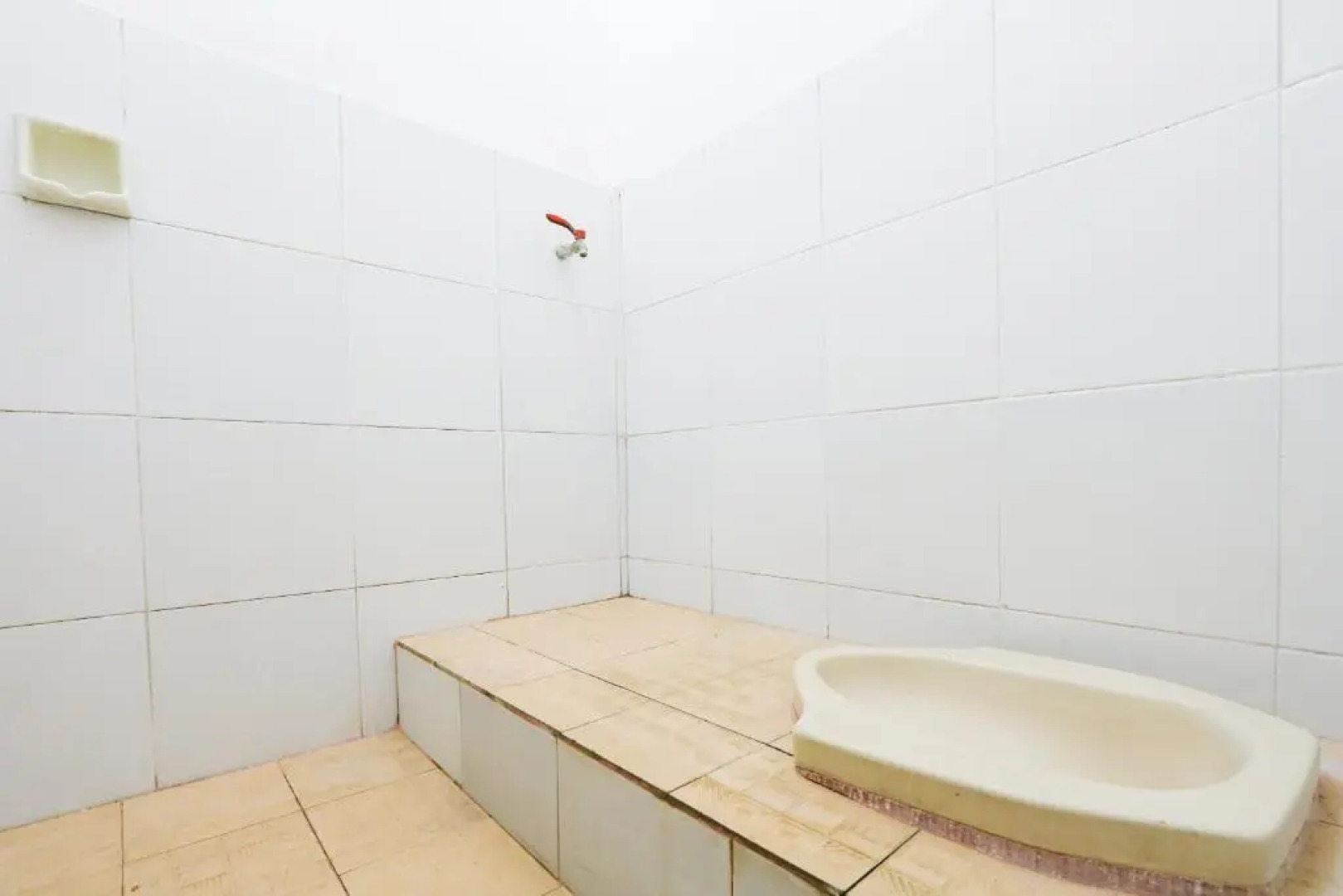 SPOT ON 2422 Hotel Moga Sari