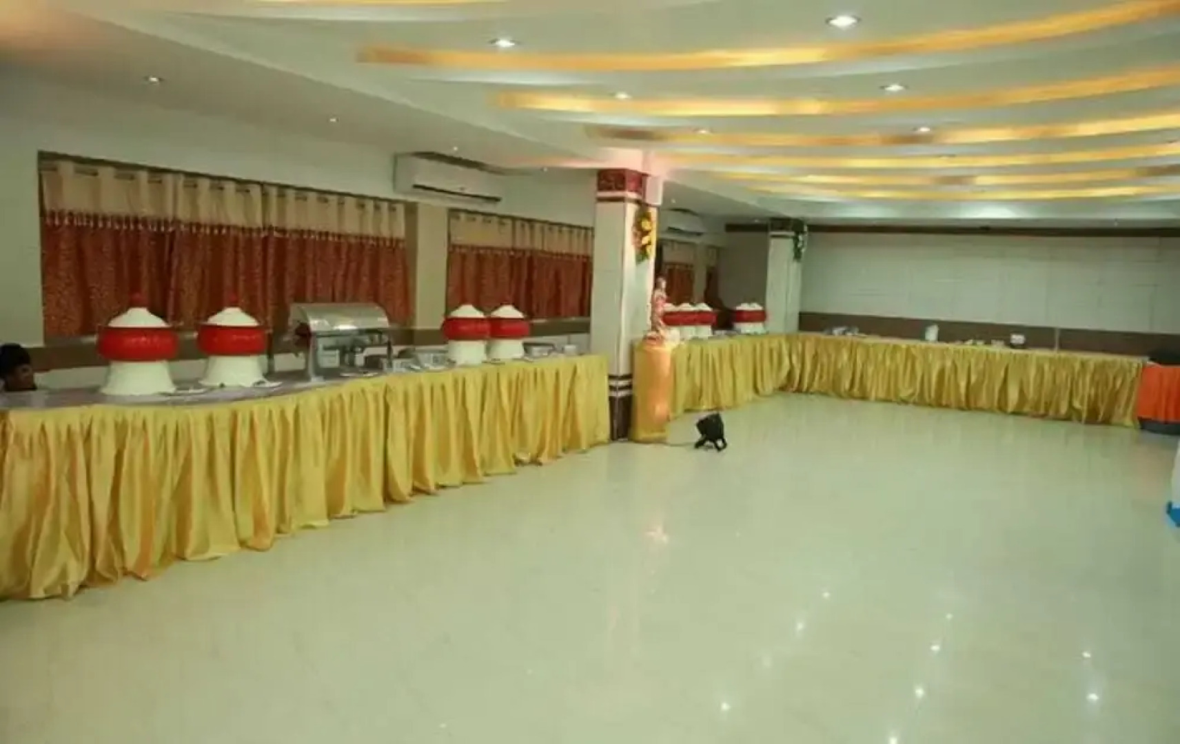 OYO 13494 Hotel Nakshatra Inn