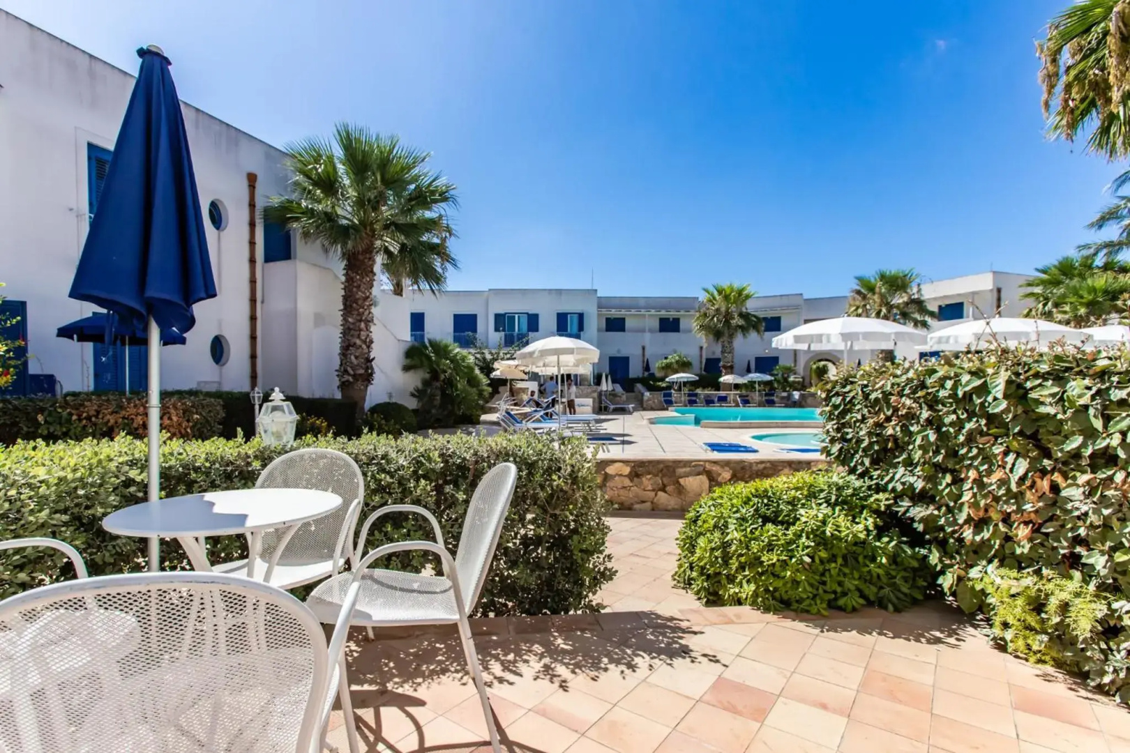 Cala La Luna Resort
