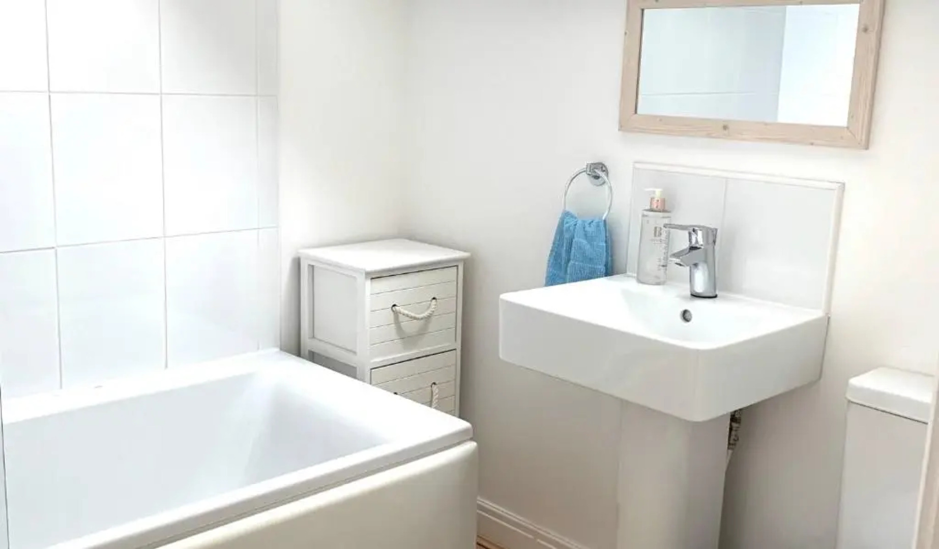 Dream Weaver 2 Bedroomed cottage on The Bay, Filey with on-site gym and swimming pool