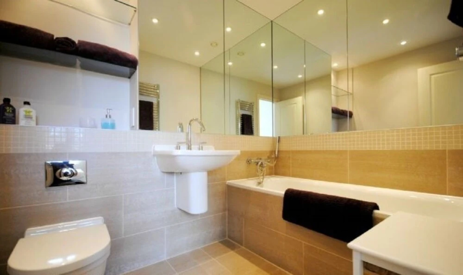 14 Budgenor Lodge, Midhurst