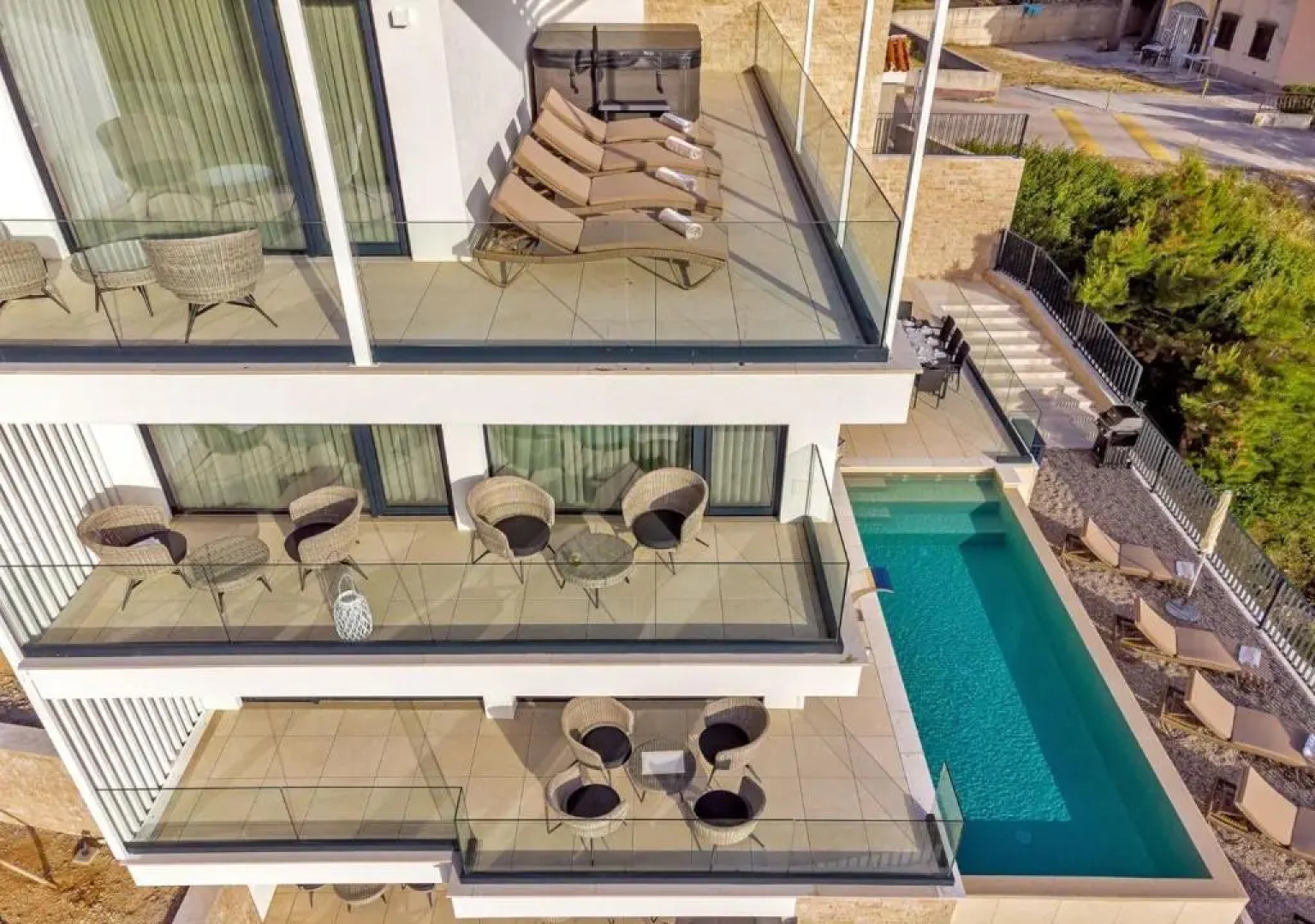 Luxury Villa Delight I Promajna with pool, gym, sauna and jacuzzi