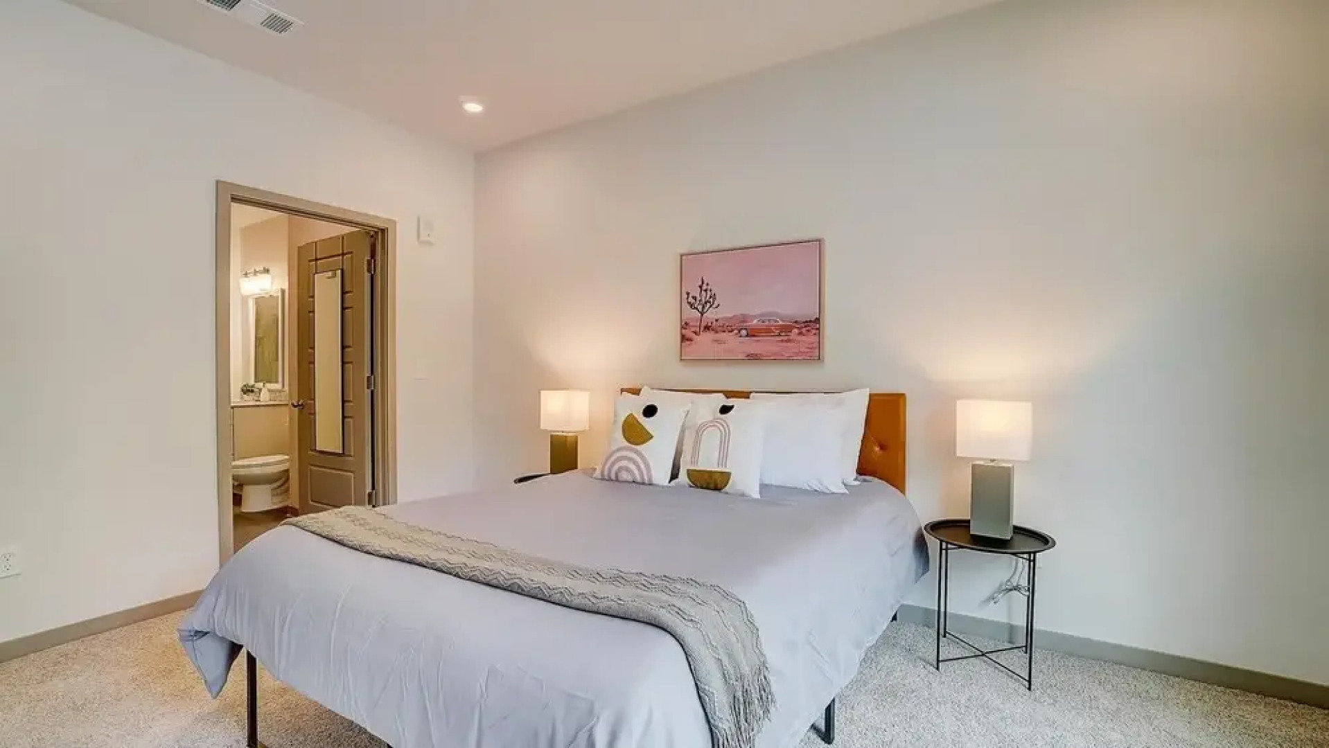 FRONTDESK Axel Row Apts Avondale Birmingham