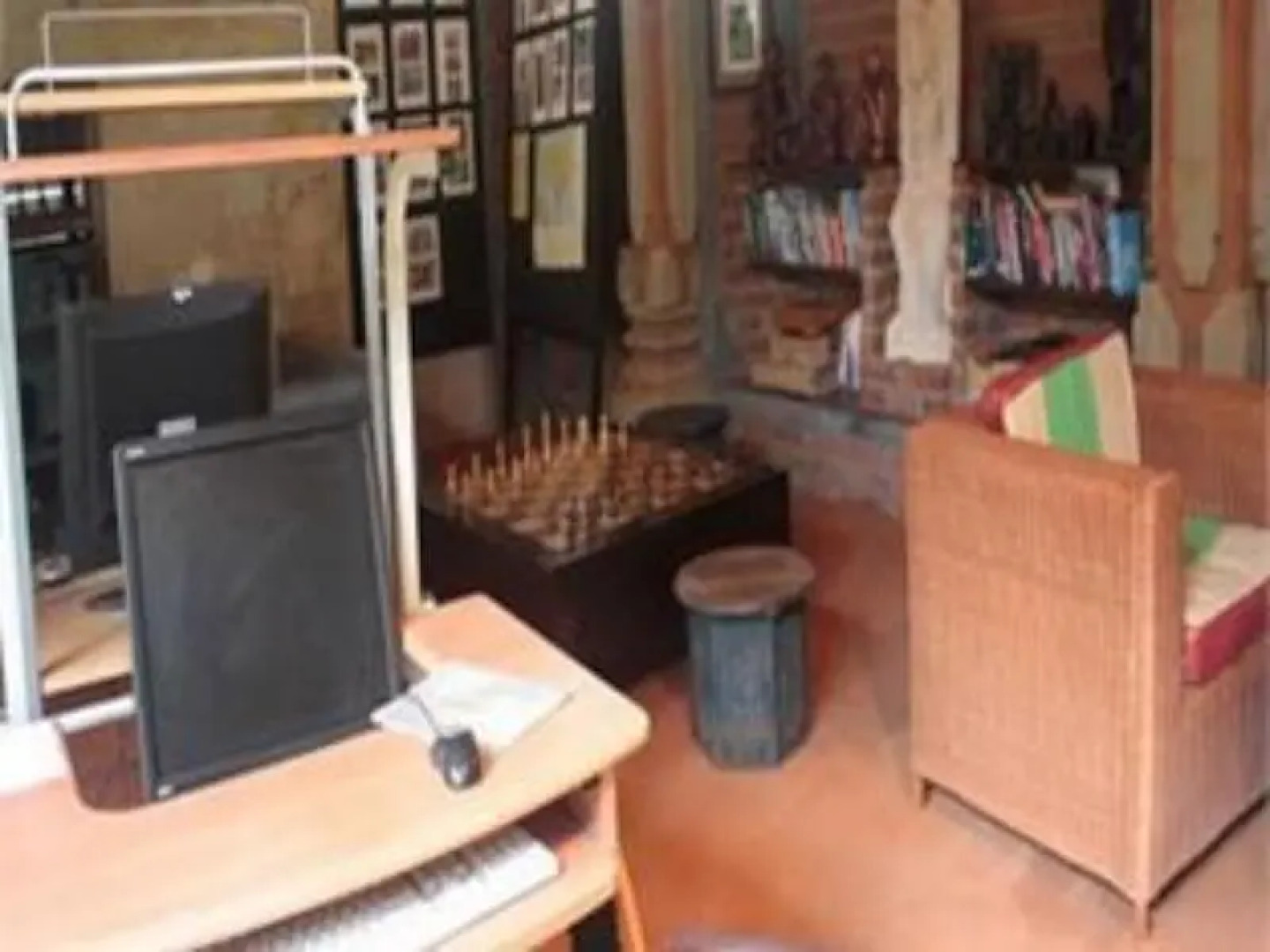 Rambutan Lovina Hotel