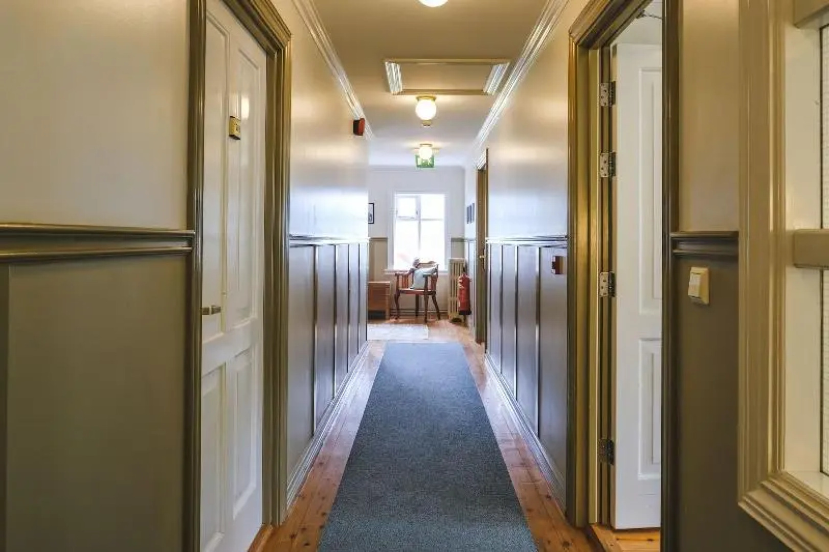 Bankinn - Hotel by Aldan