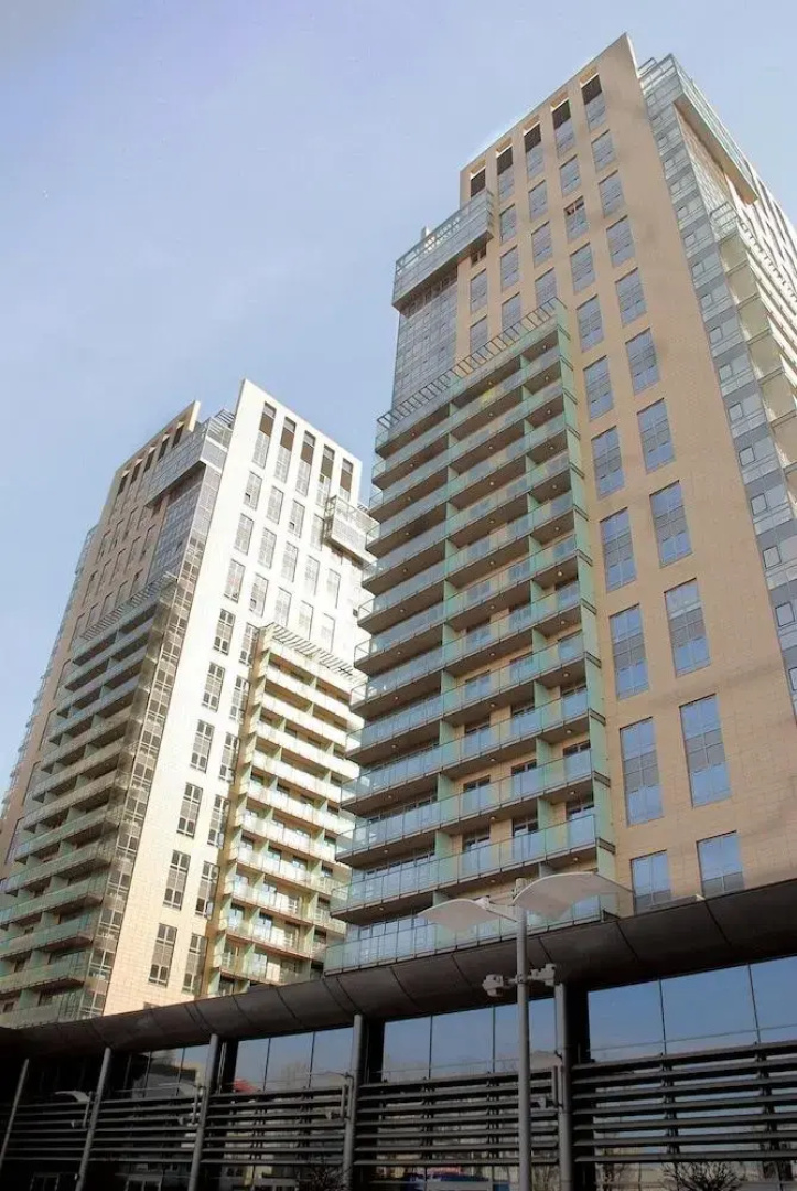 Platinum Towers by Premium Apartments