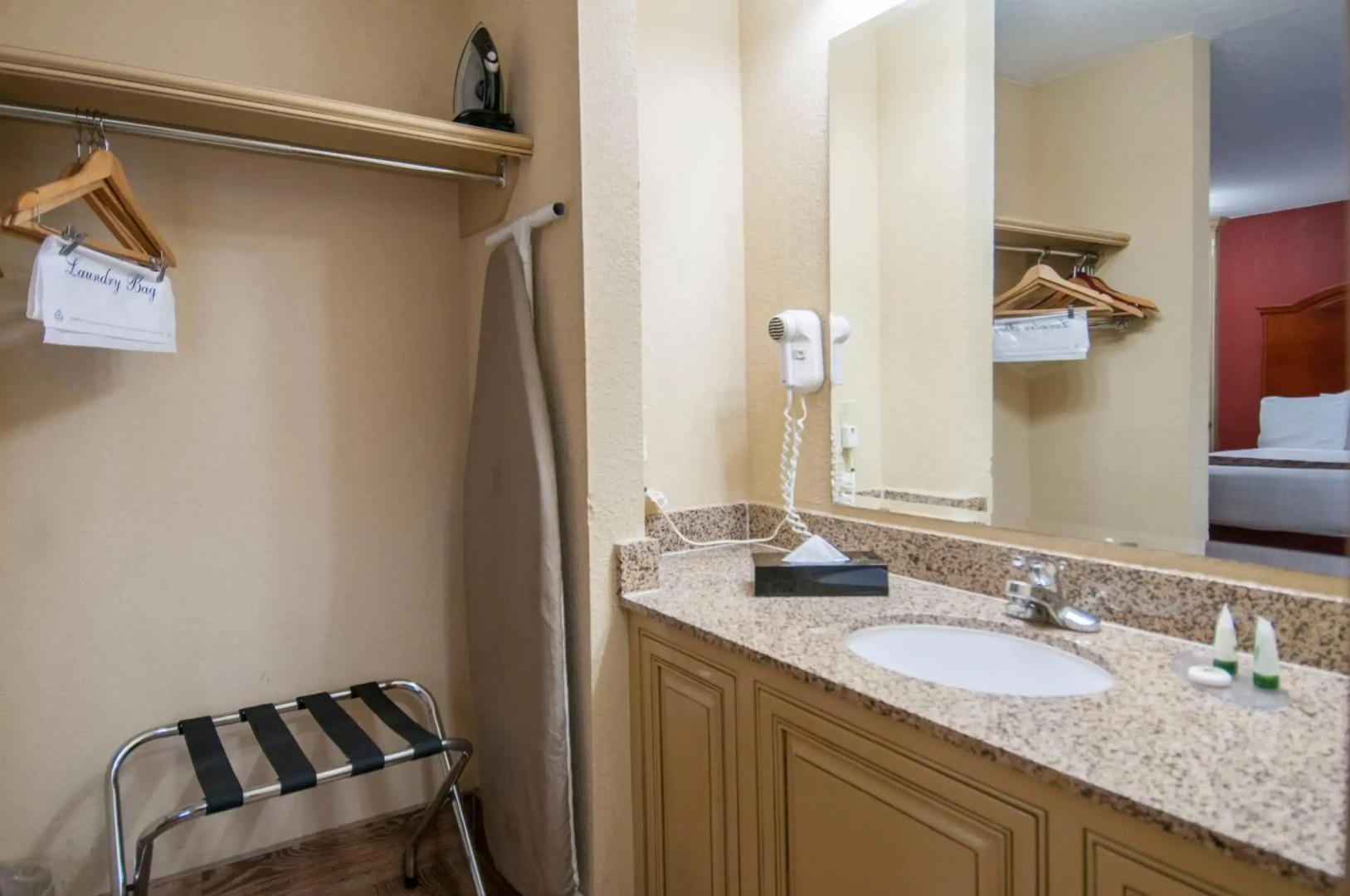 Governor's Suites Hotel Oklahoma City Airport Area