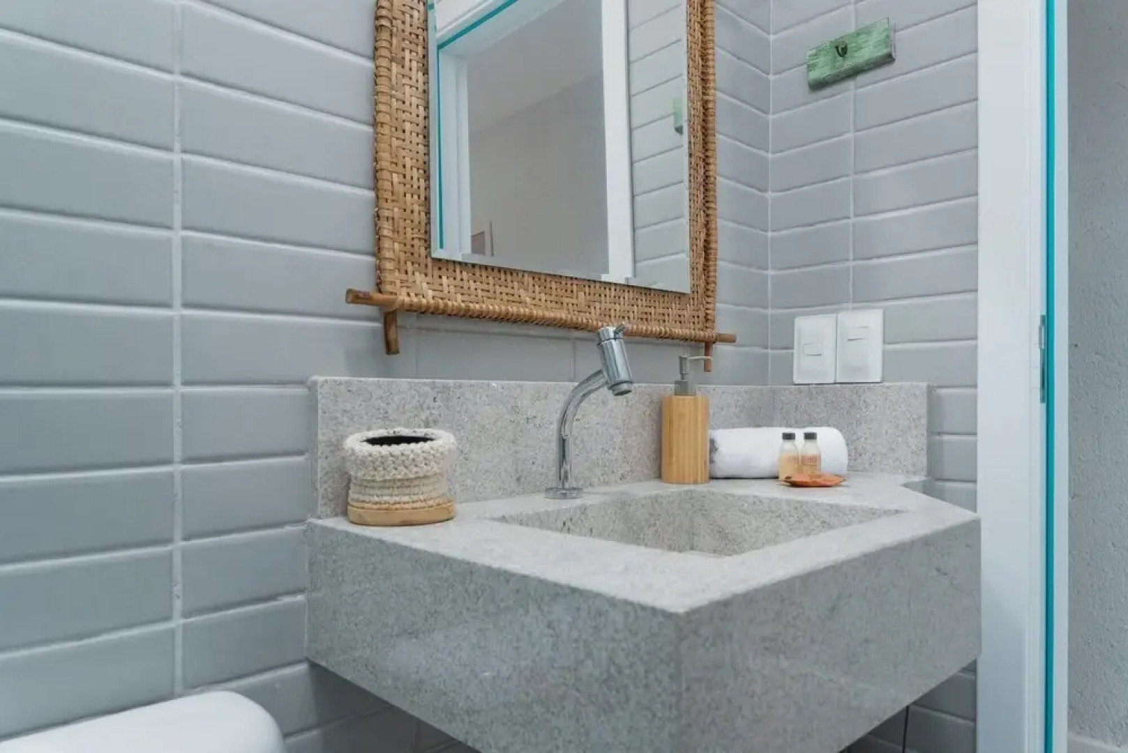 Linda Casa a 5 Minutos da Praia do Marceneiro