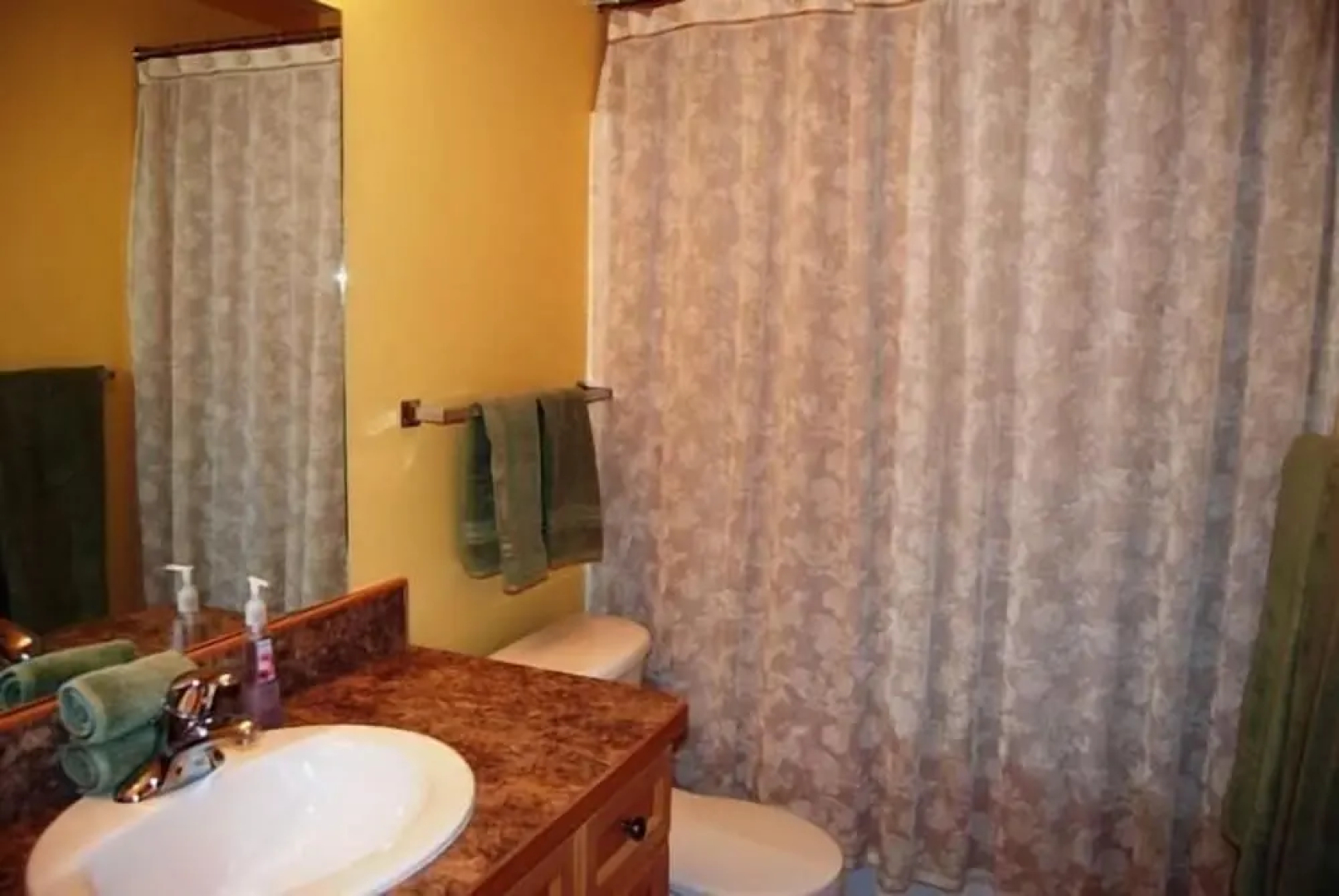 Creekview Court by Apex Accommodations