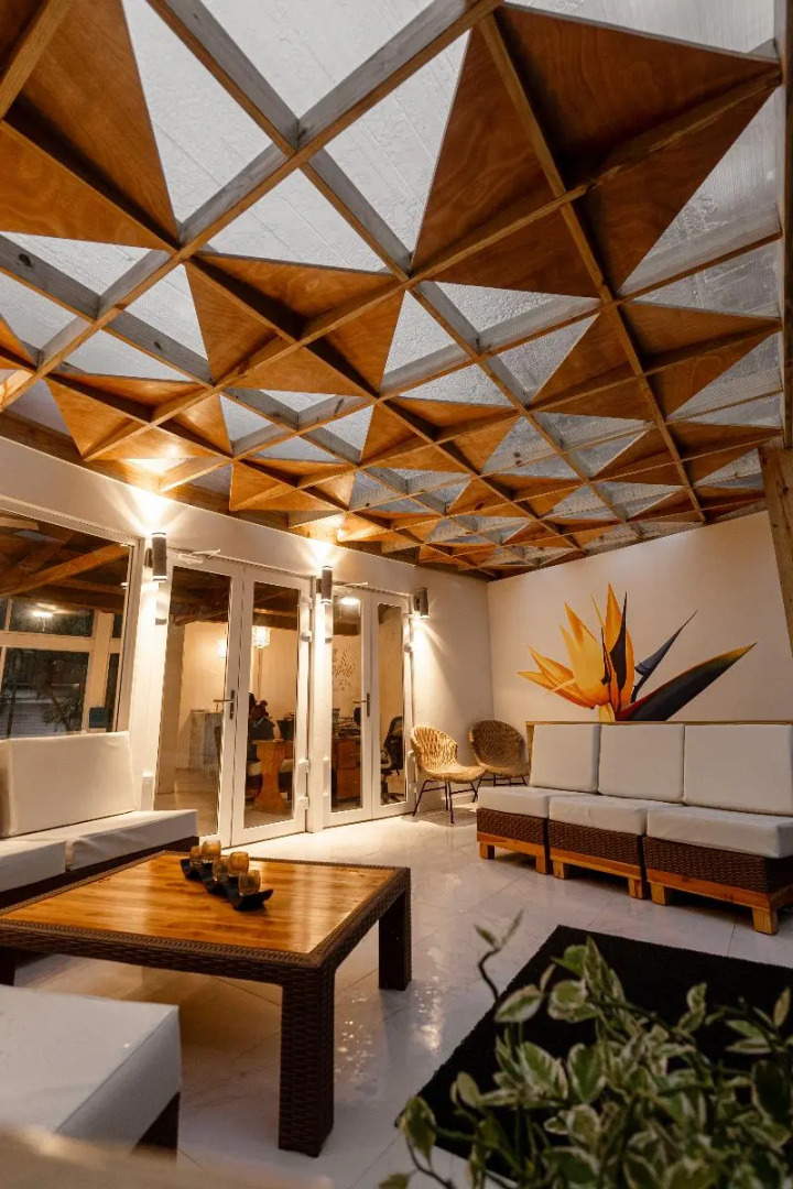 Paradise Beach Hotel & Resort