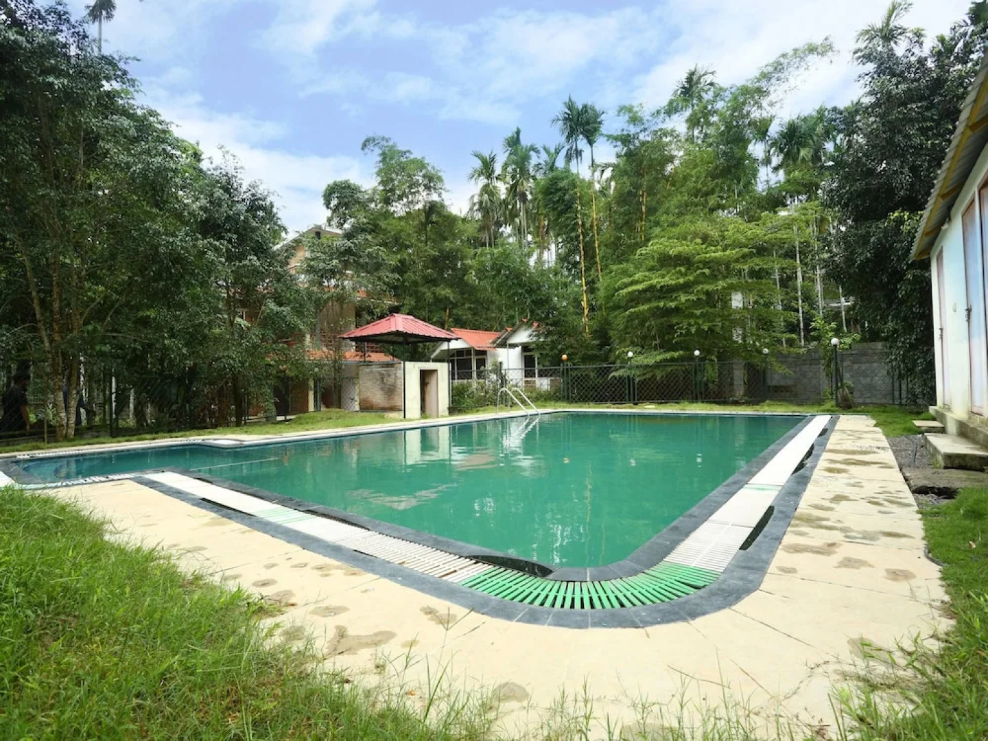 OYO 15406 Sanjeevani Resorts