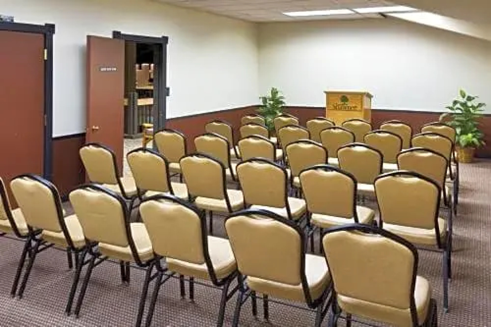 Shawnee Lodge & Conference Center