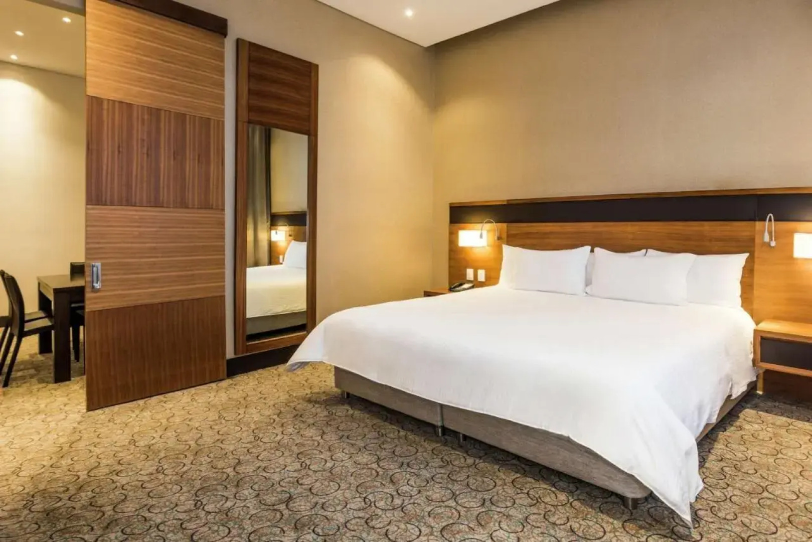 DoubleTree by Hilton Bogota Parque 93