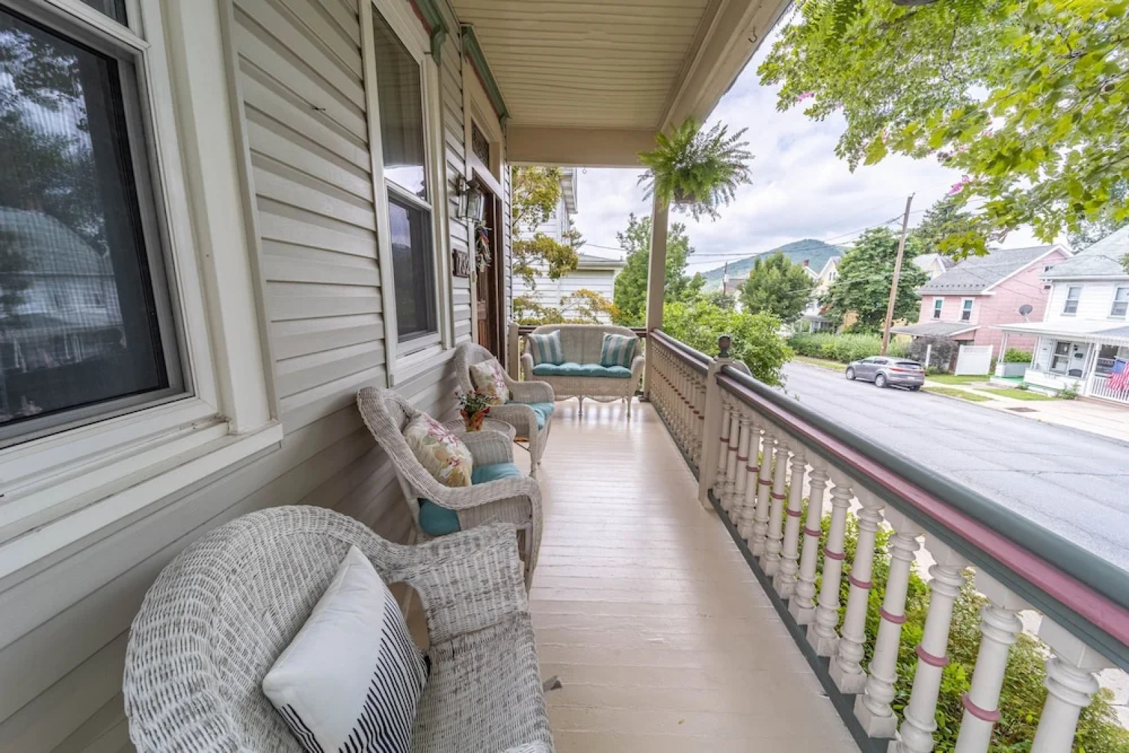 The Bella Victoria- Adult Only