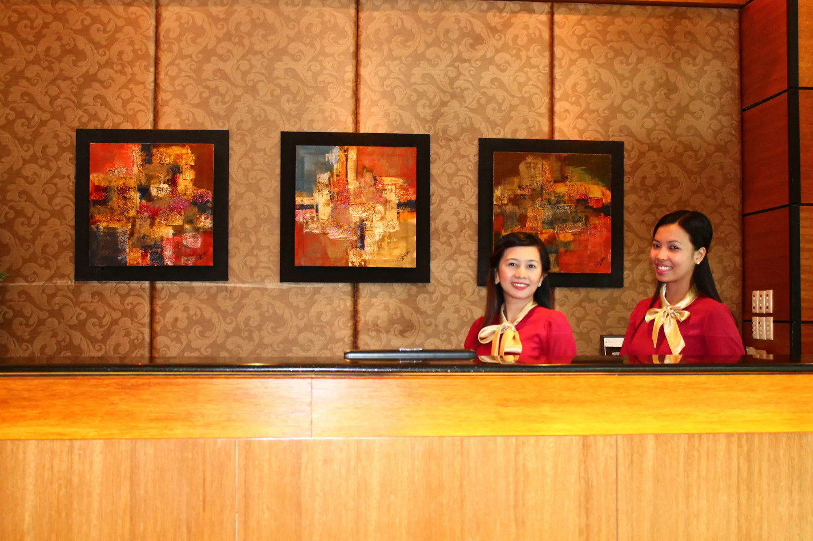 Iloilo Business Hotel