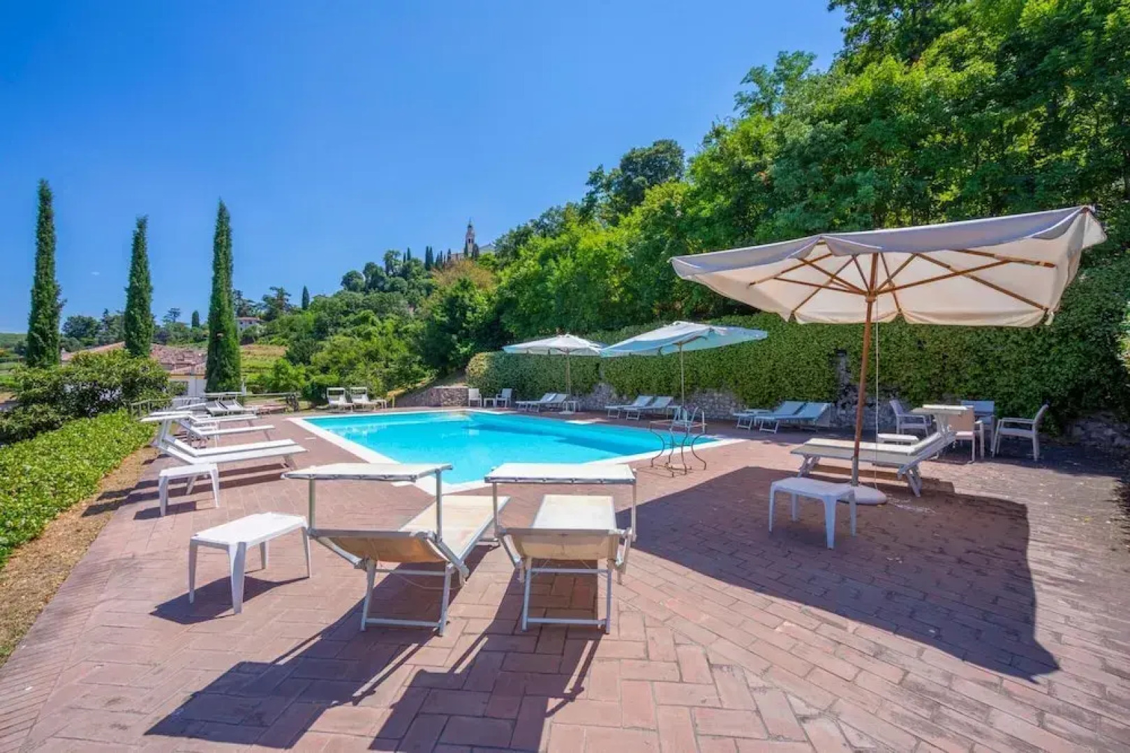 Villa Faccioli Limone With Shared Pool