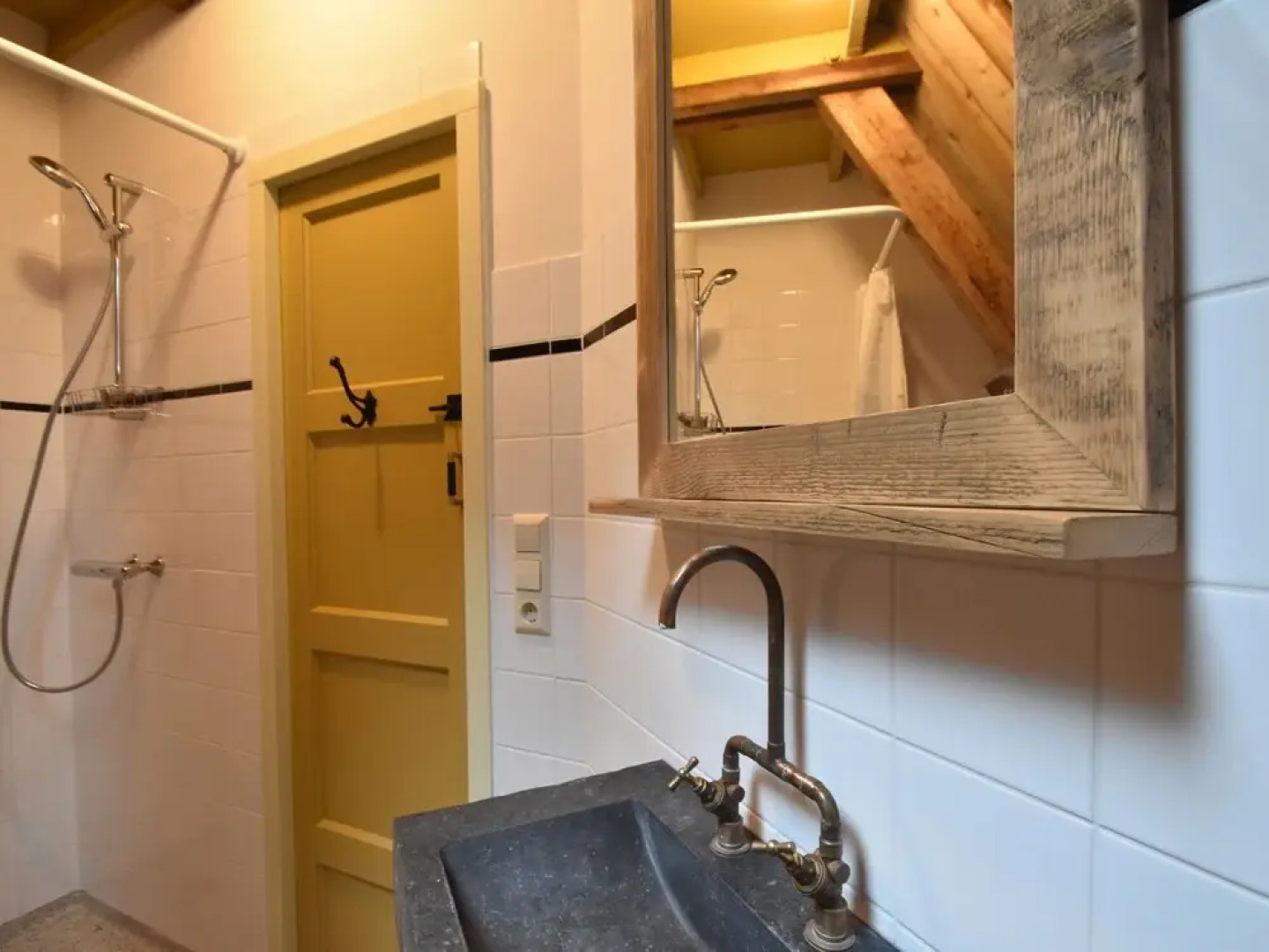 Spacious Holiday Home in Enkhuizen With Terrace