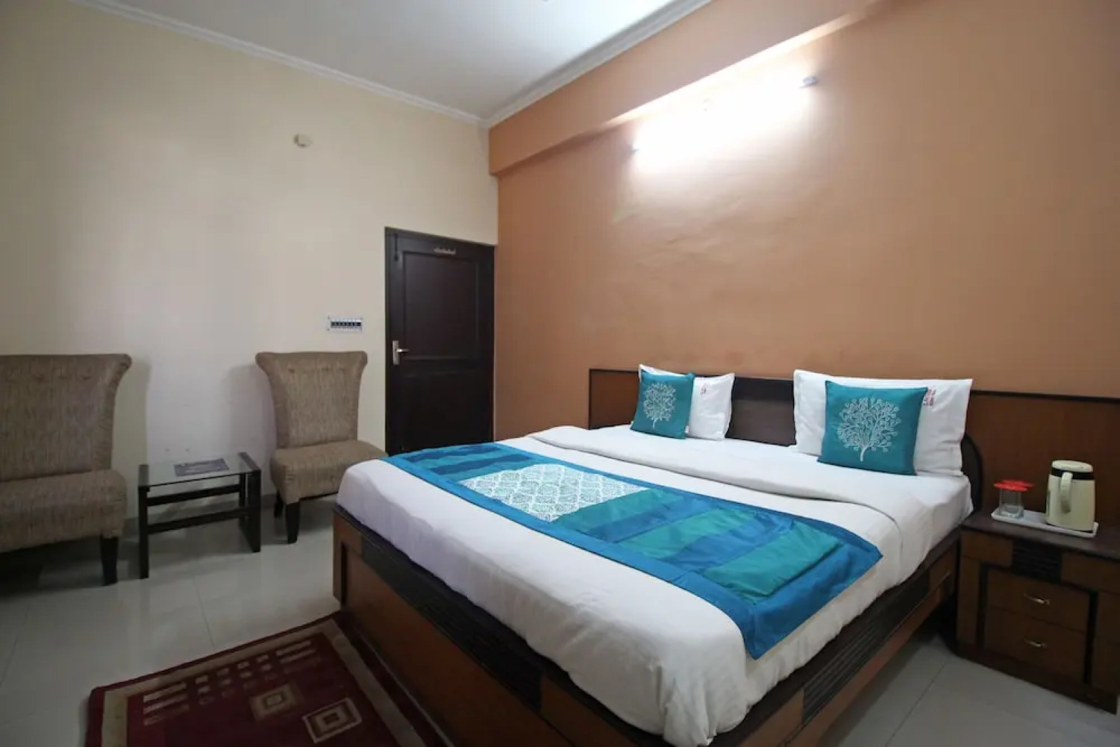 OYO 7769 Hotel Atithi