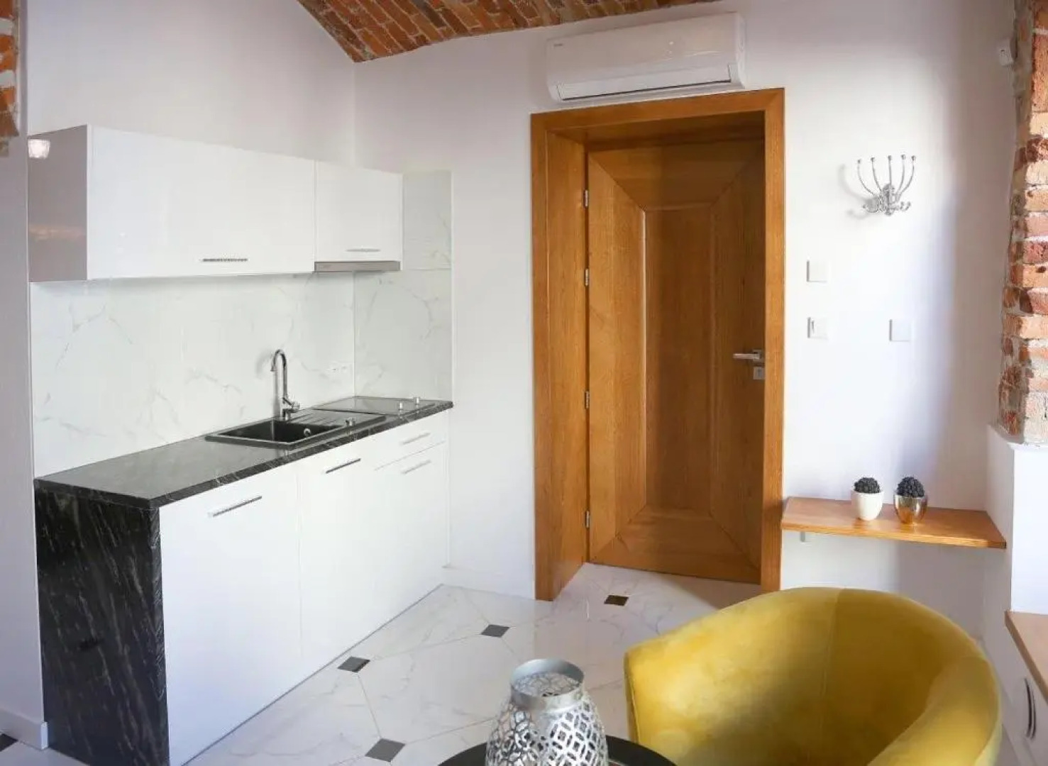 Aparthotel Zakątna B&B