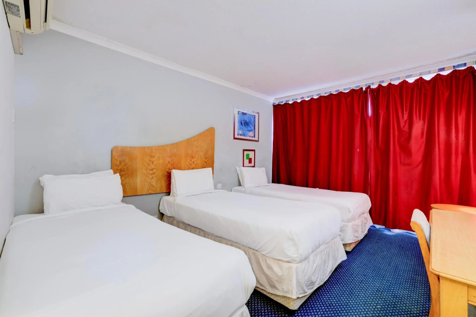 OYO The Chiltern Hotel